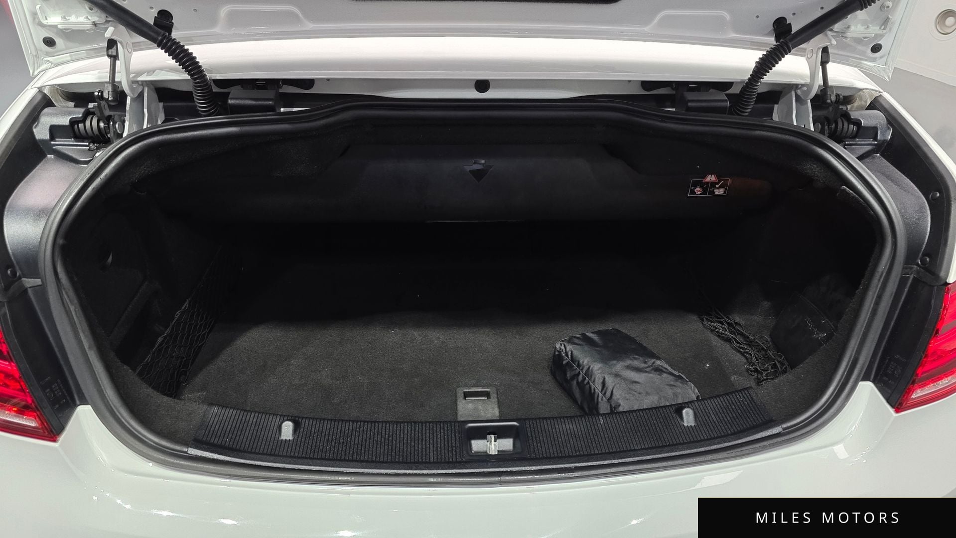 Mercedes-Benz E-Class W212 2016 — миниатюра 13