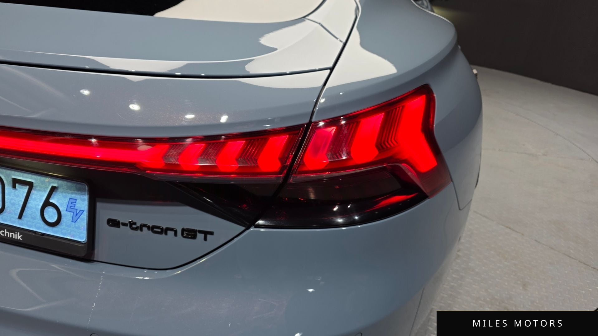 Audi RS e-tron GT 2022 — миниатюра 9