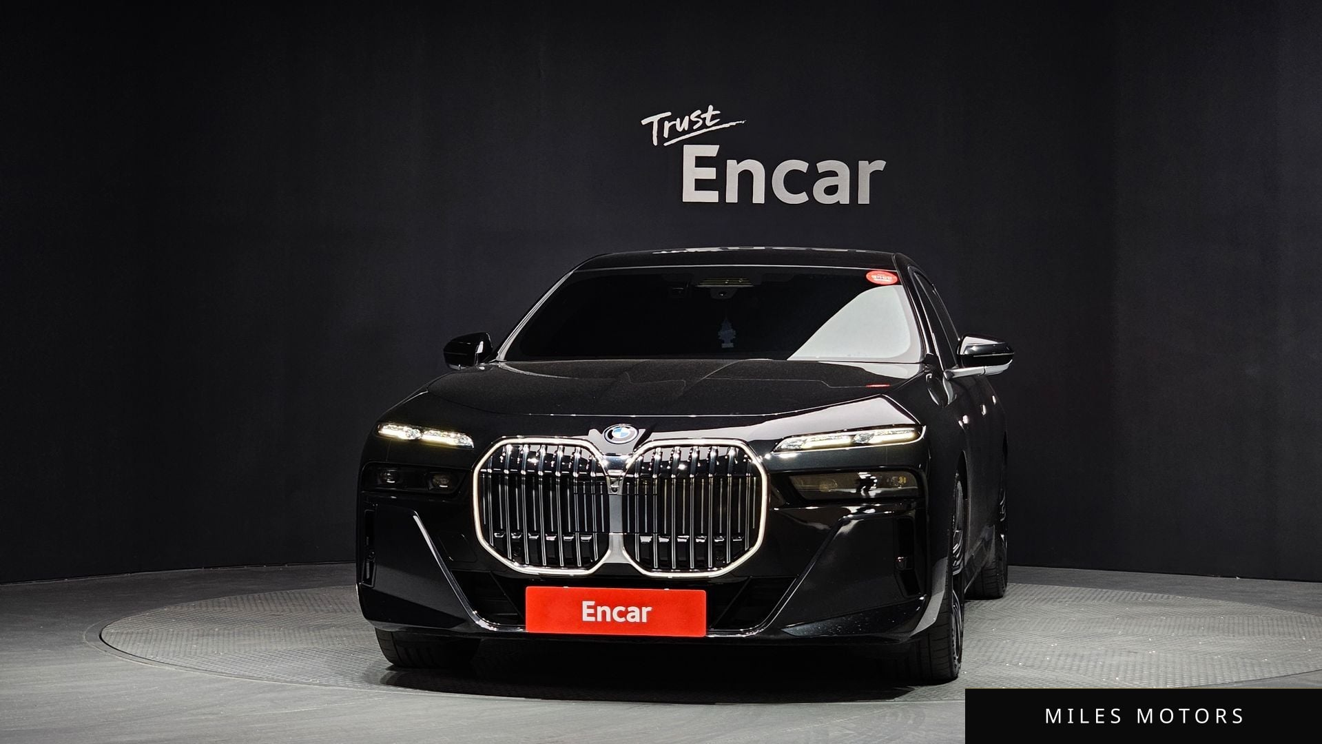 BMW 7 Series (G70) 2023 — миниатюра 3
