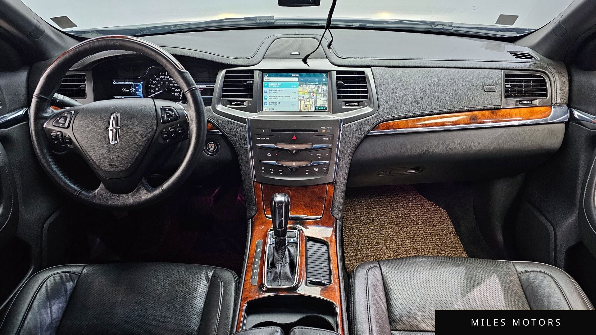 Lincoln MKS 2016 — миниатюра 7