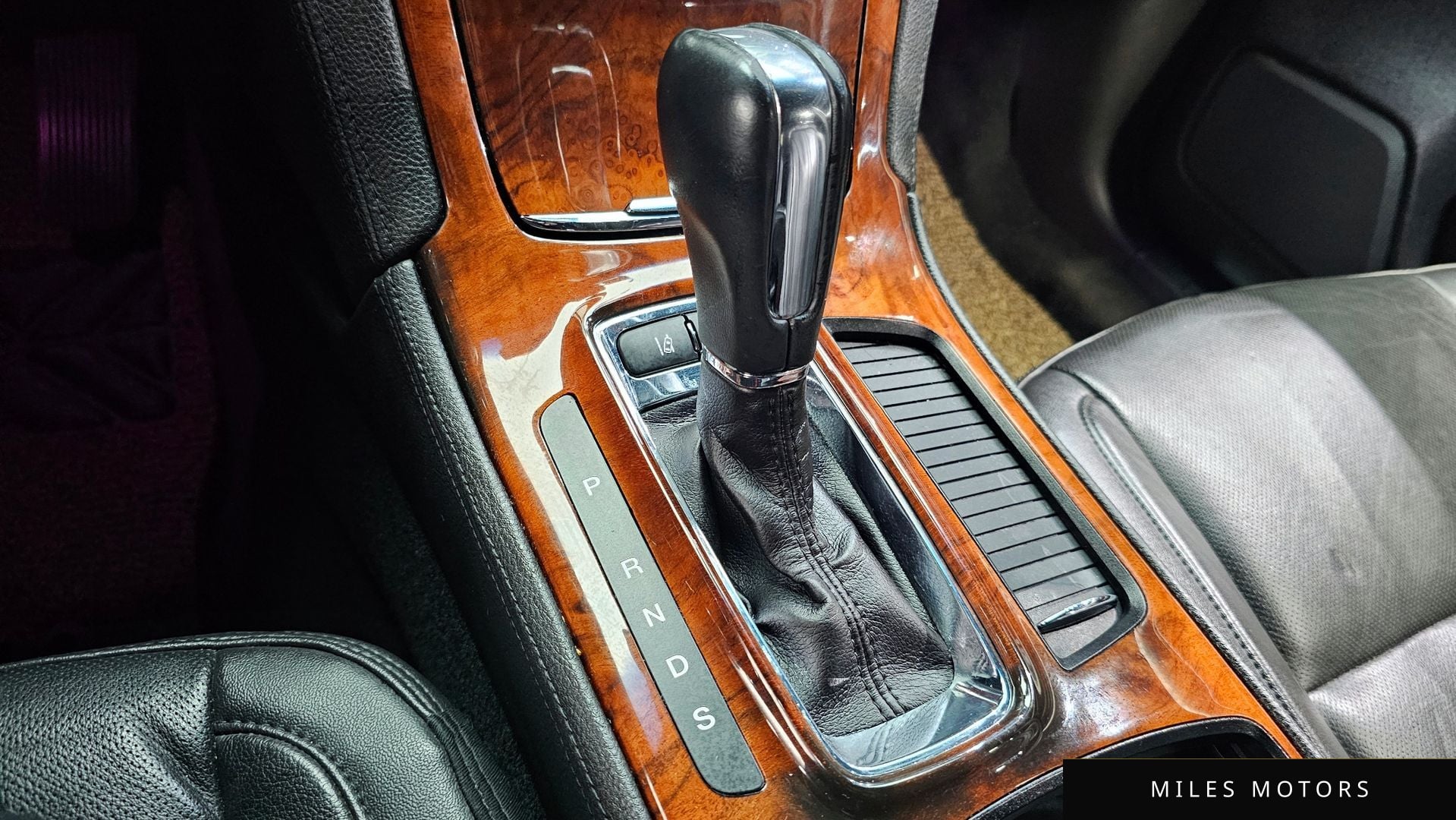 Lincoln MKS 2016 — миниатюра 9