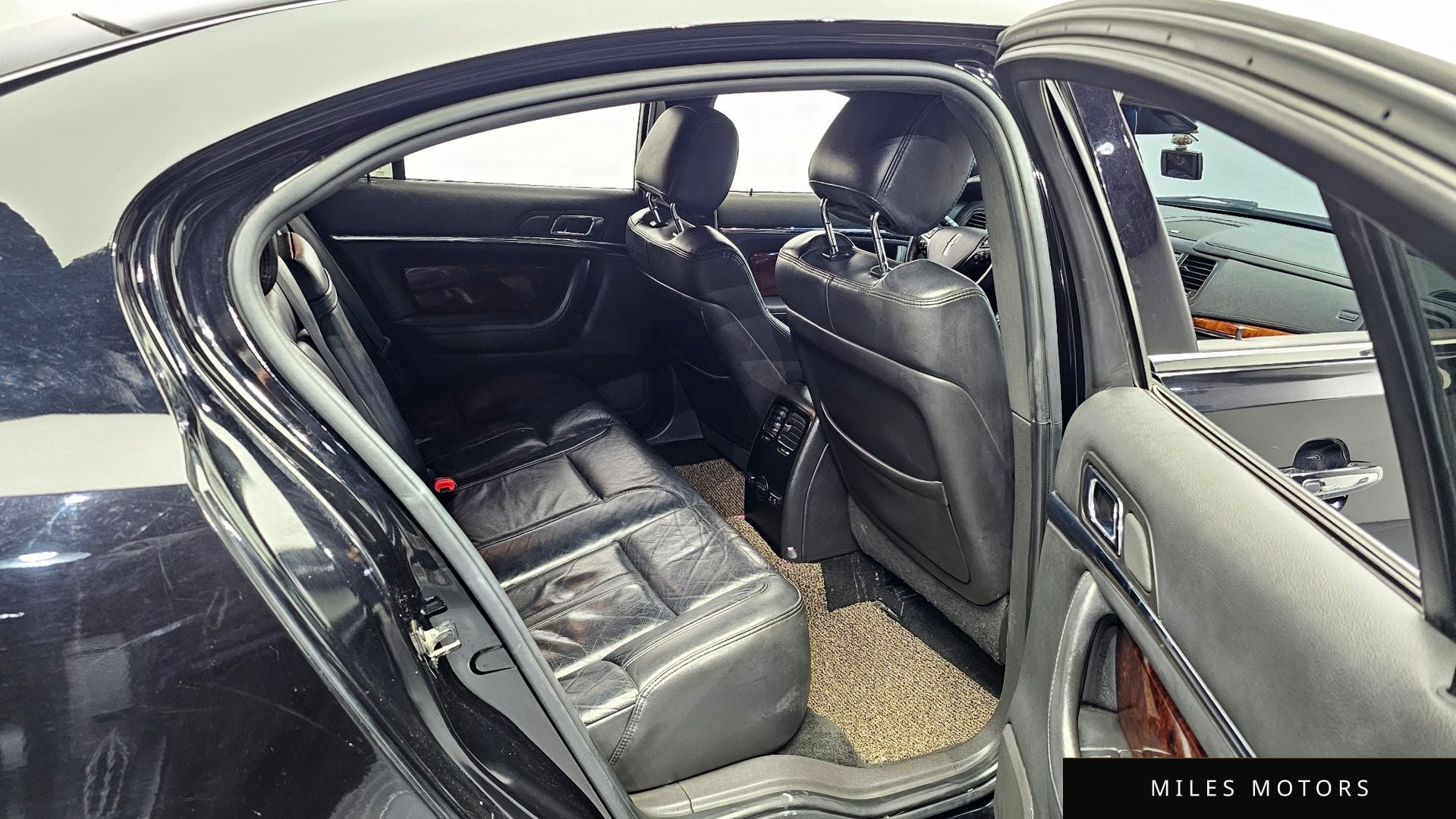 Lincoln MKS 2016 — миниатюра 12