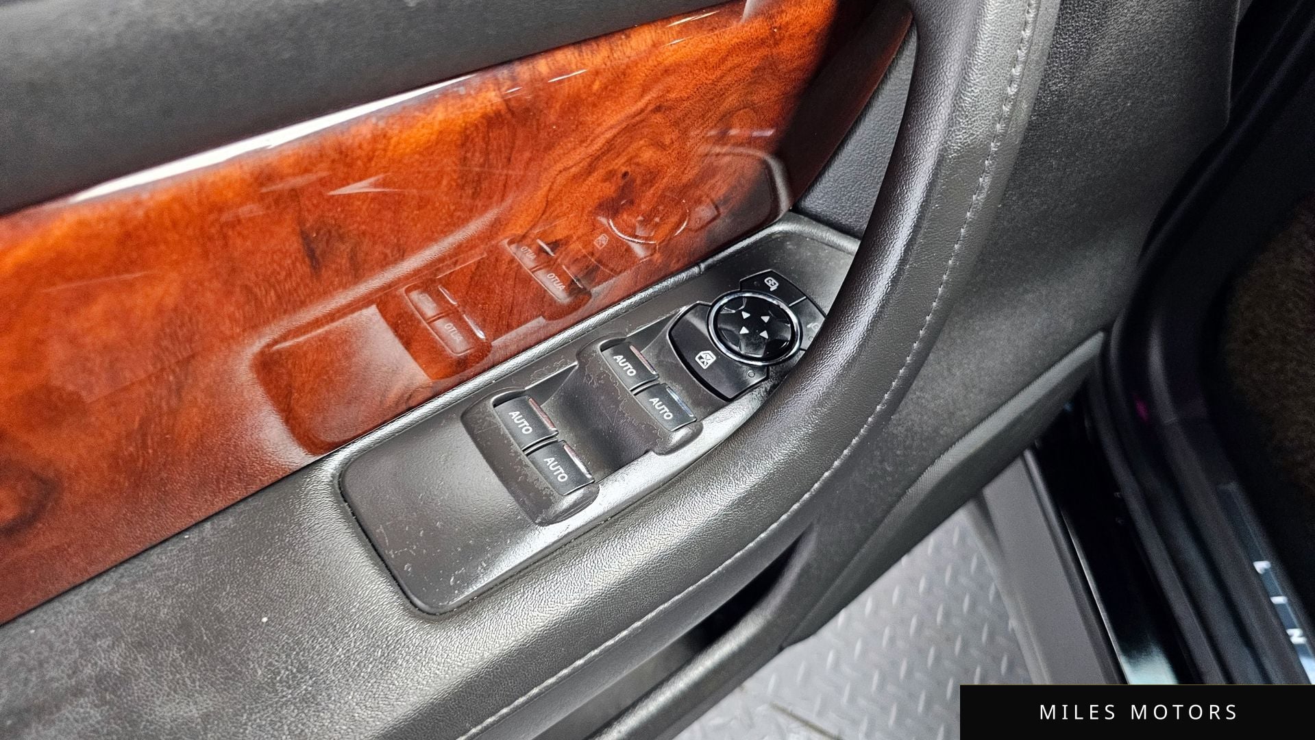 Lincoln MKS 2016 — миниатюра 18