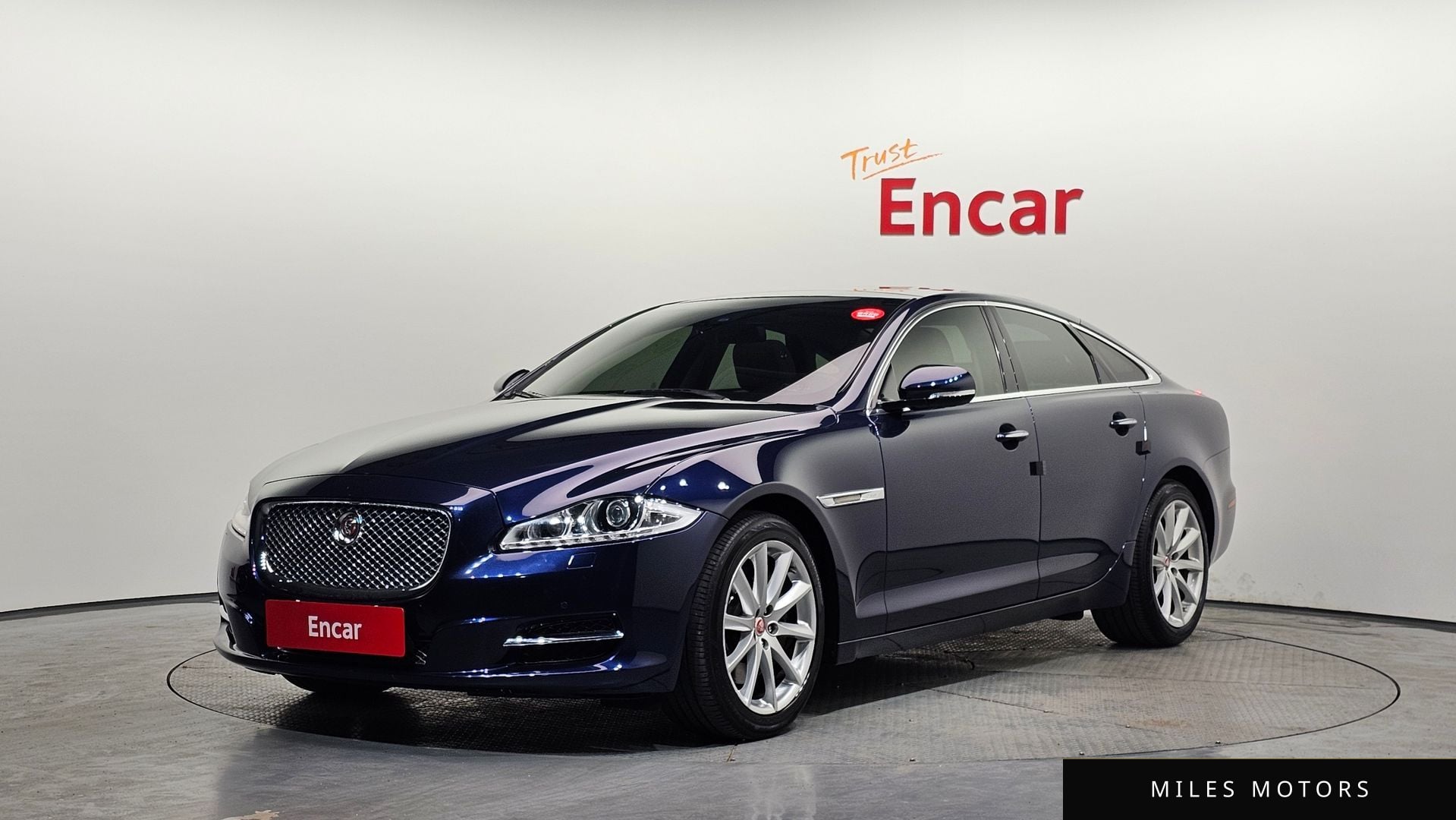 Jaguar All New XJ 2015
