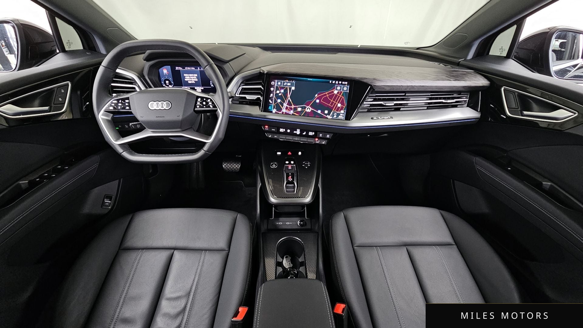 Audi Q4 e-트론 (F4) 2025 — миниатюра 9