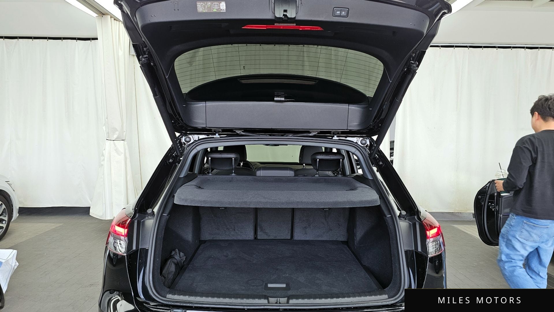 Audi Q4 e-트론 (F4) 2025 — миниатюра 26