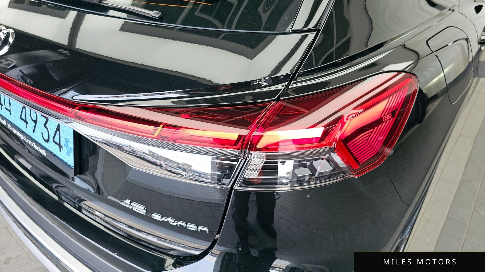 Audi Q4 e-트론 (F4) 2025 — миниатюра 8