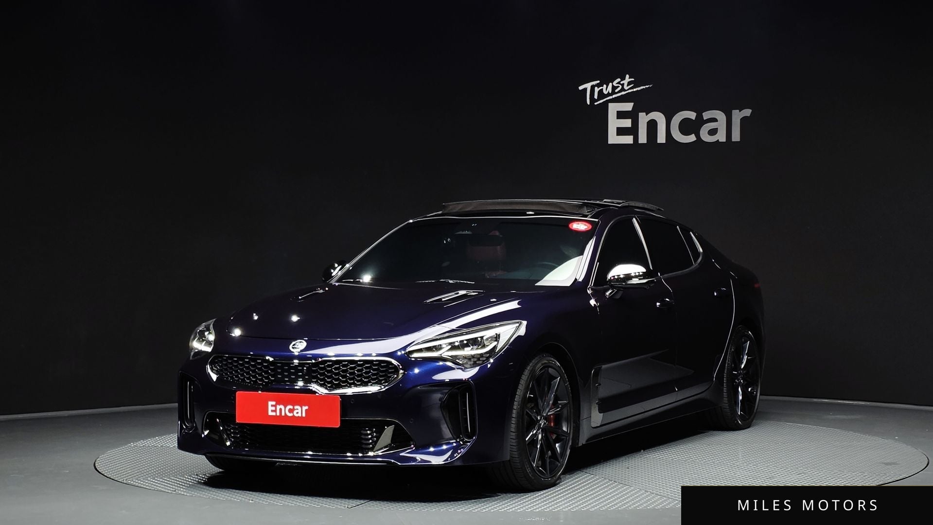 Kia Stinger 2021 — фото 1 из 12