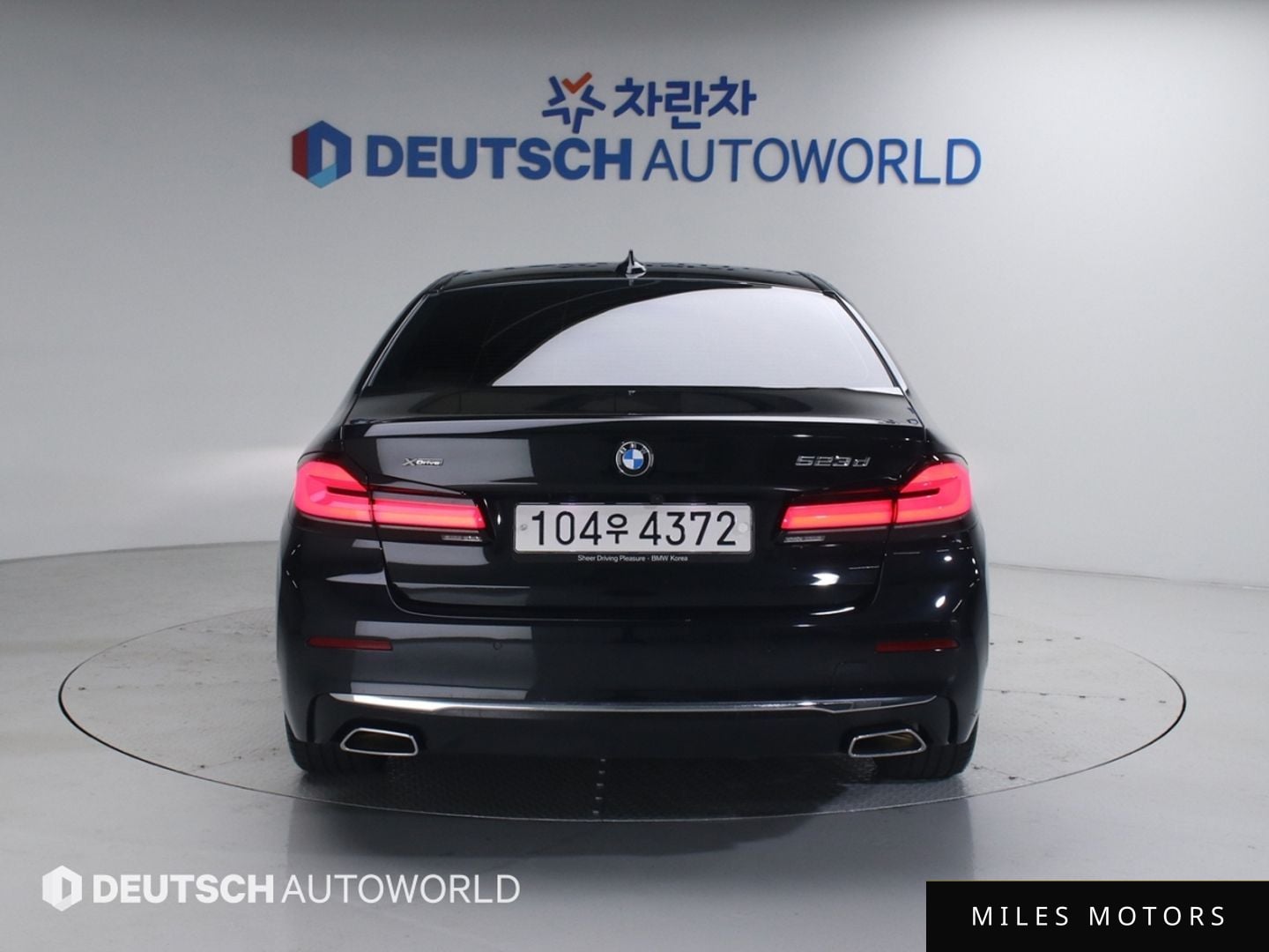 BMW 5 Series (G30) 2022 — миниатюра 4