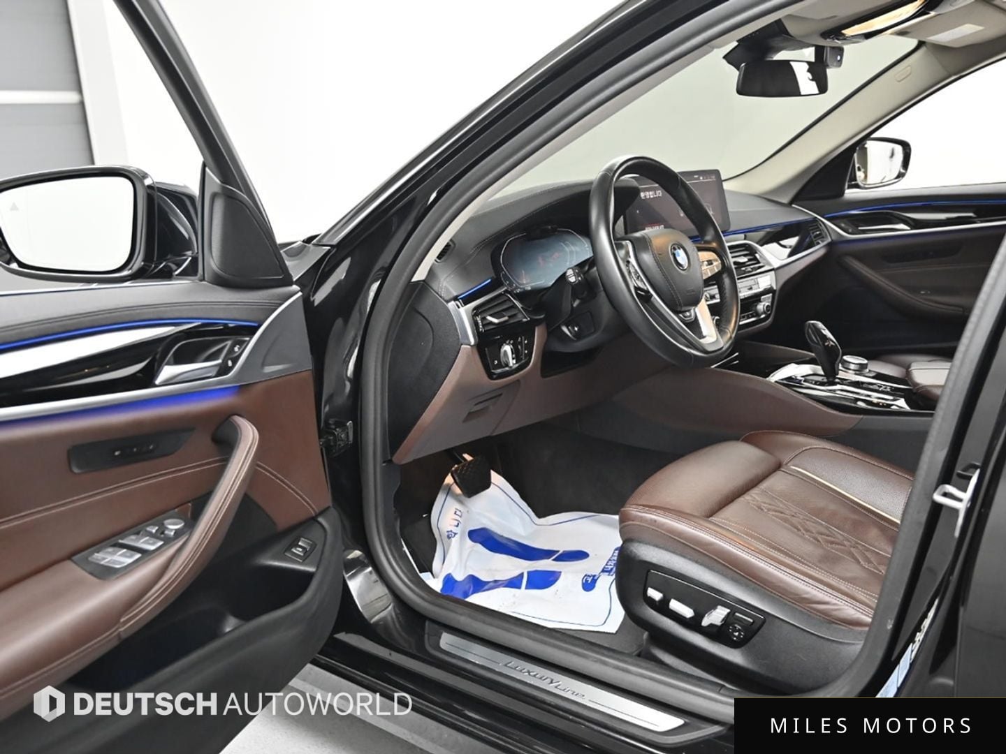 BMW 5 Series (G30) 2022 — миниатюра 11