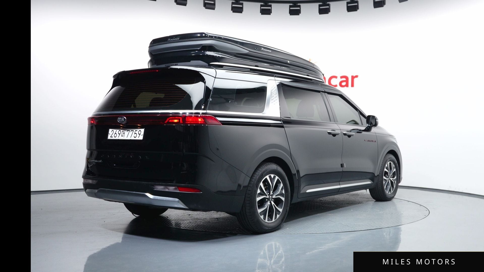 Kia Carnival 2021 — миниатюра 2