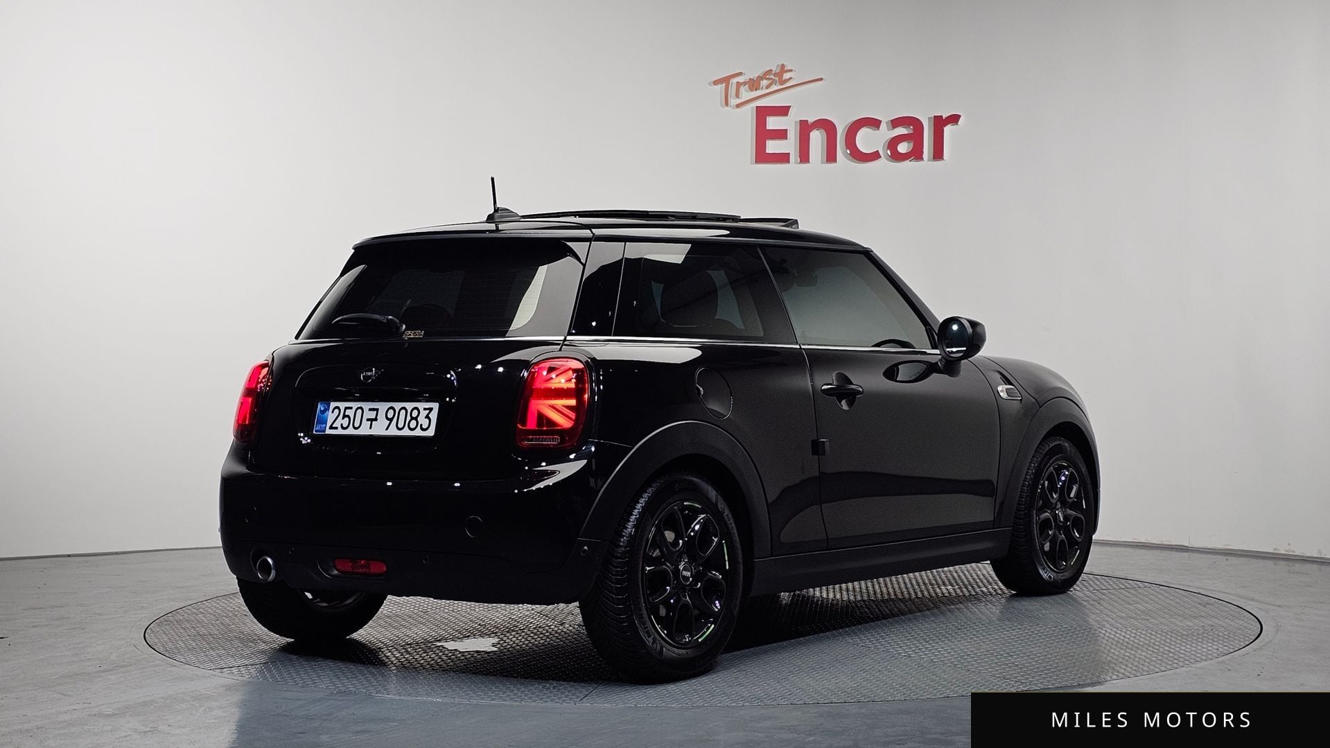 MINI 쿠퍼 2020 — миниатюра 2