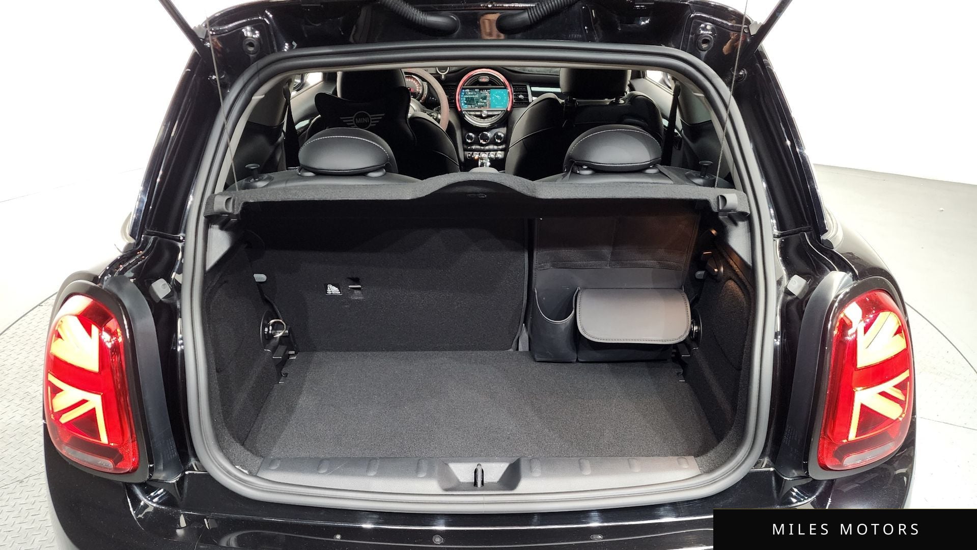 MINI 쿠퍼 2020 — миниатюра 26