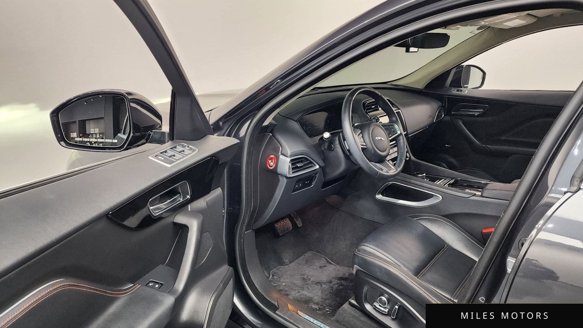 Jaguar F-PACE 2020 — миниатюра 13