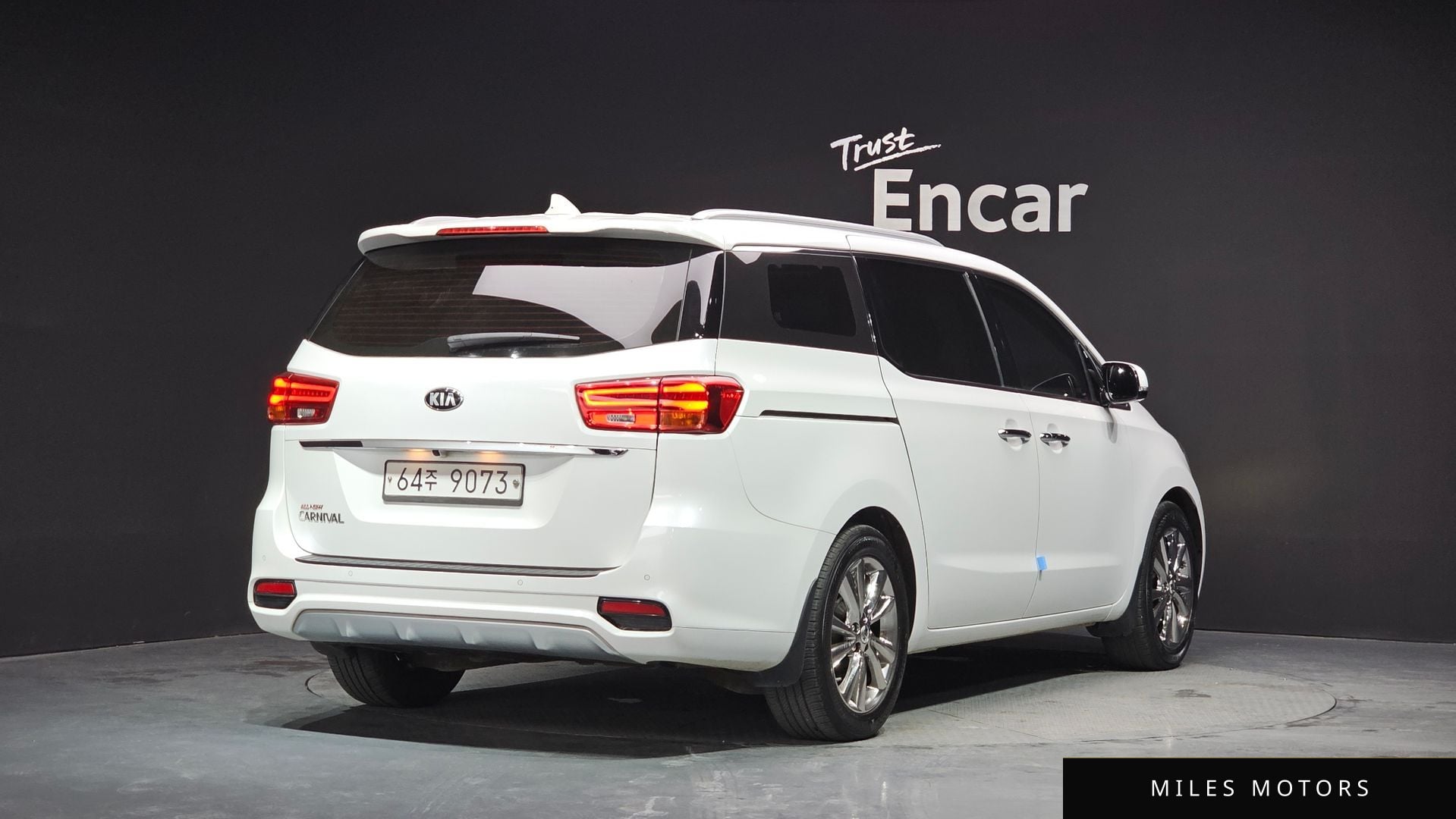 Kia Canival 2019 — миниатюра 2