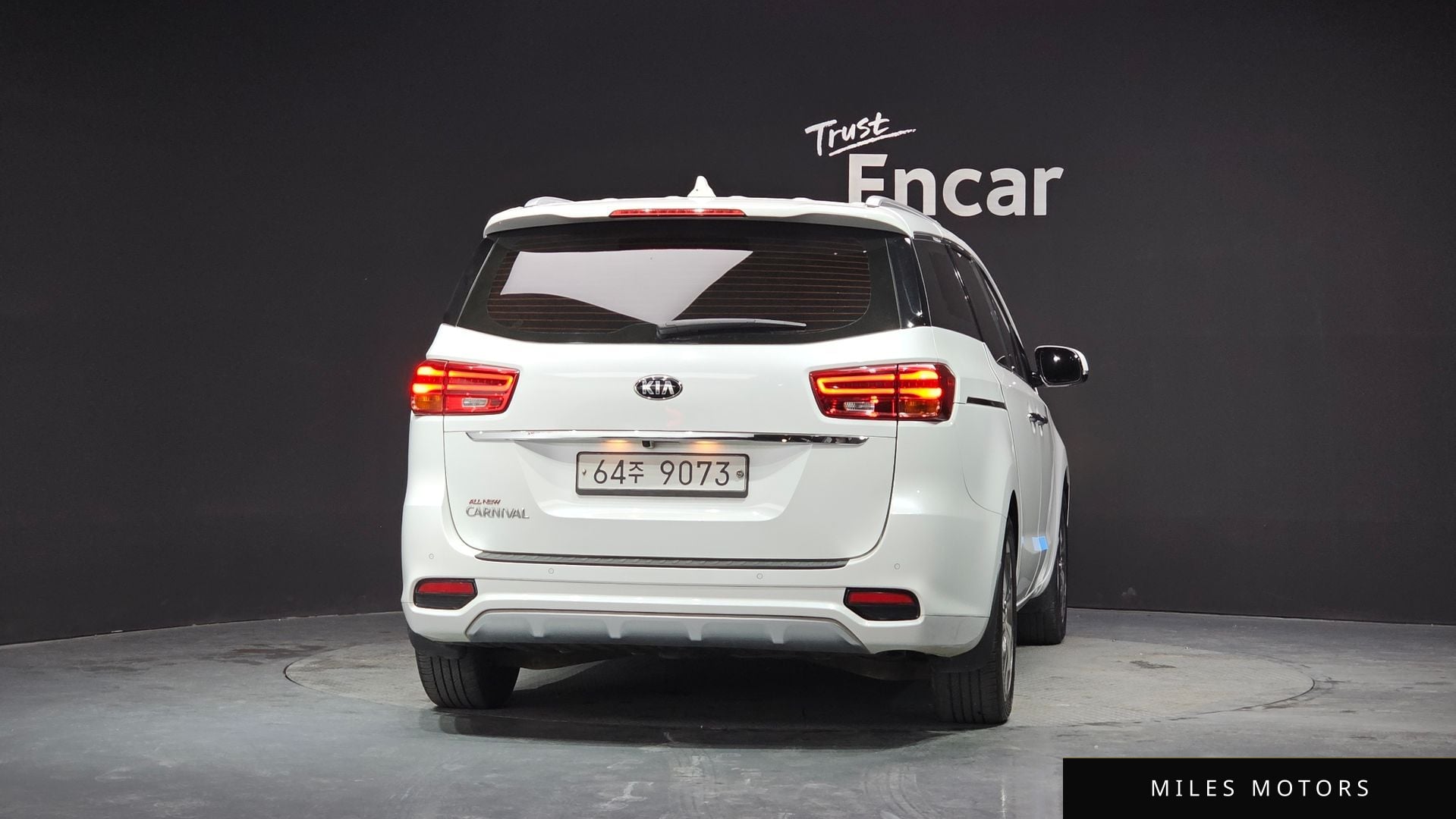 Kia Canival 2019 — миниатюра 4