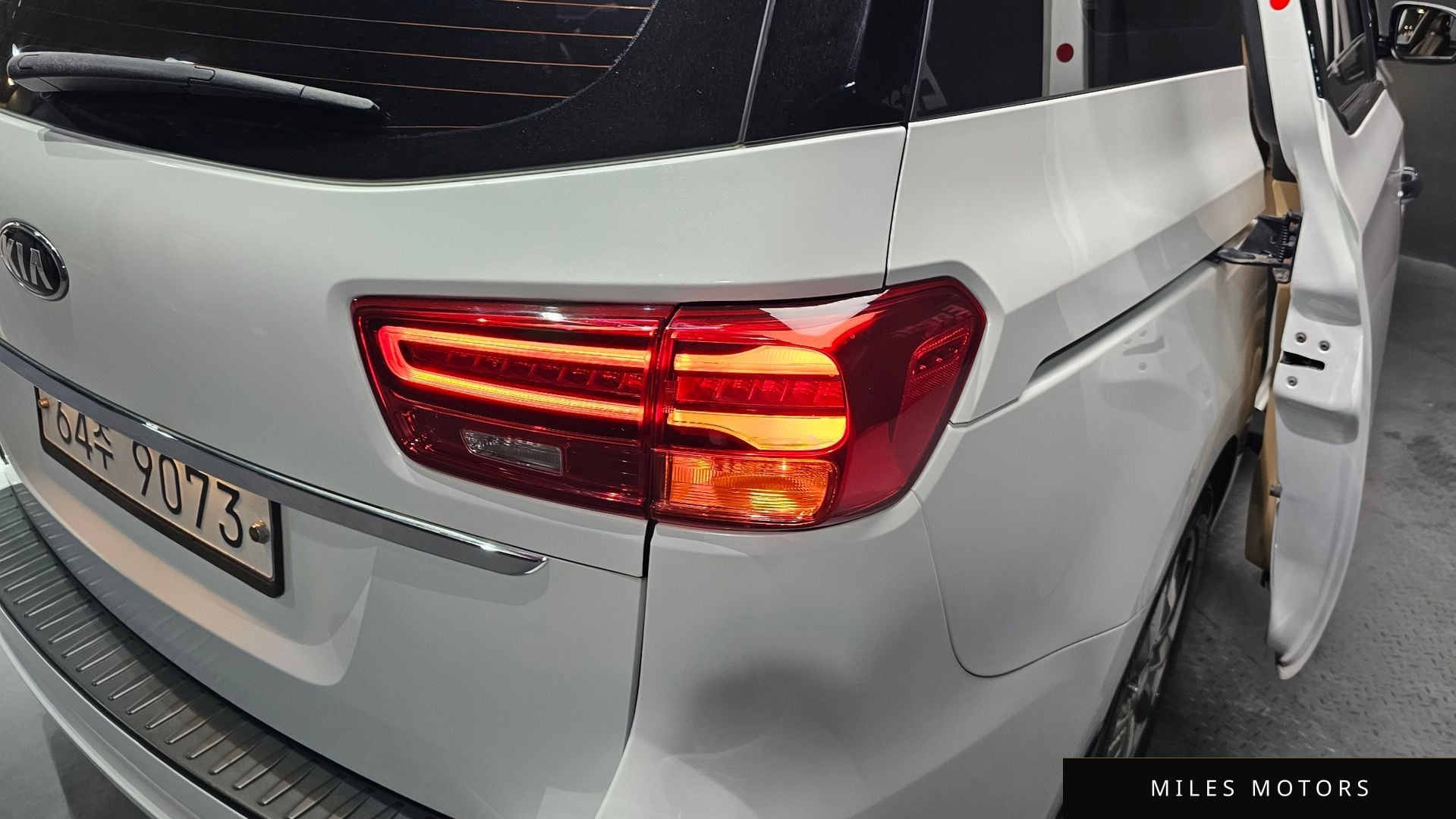 Kia Canival 2019 — миниатюра 9