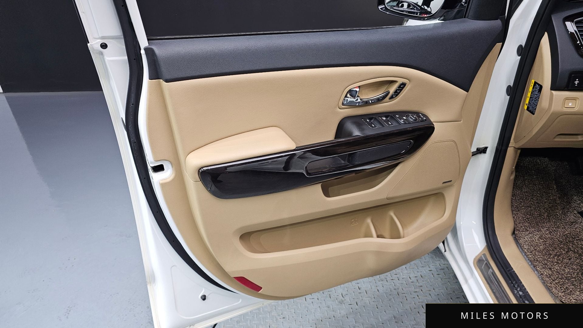 Kia Canival 2019 — миниатюра 14