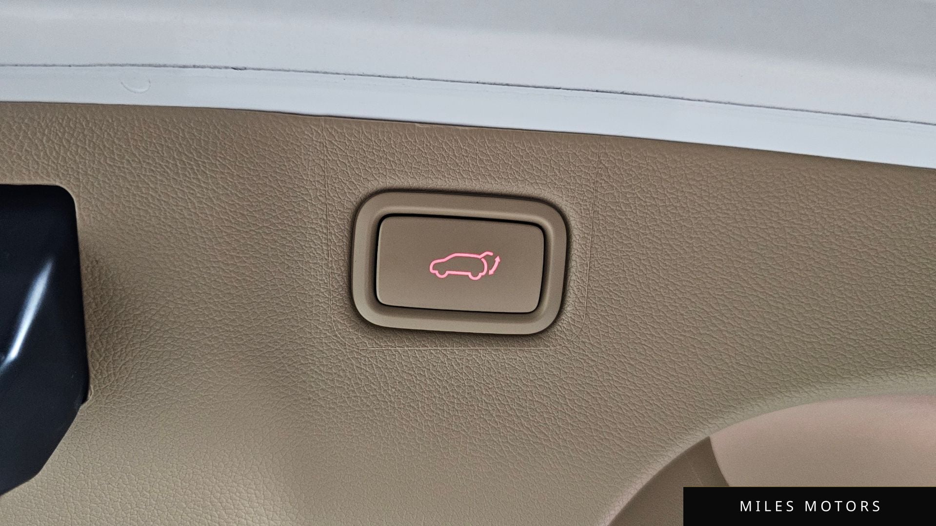 Kia Canival 2019 — миниатюра 29