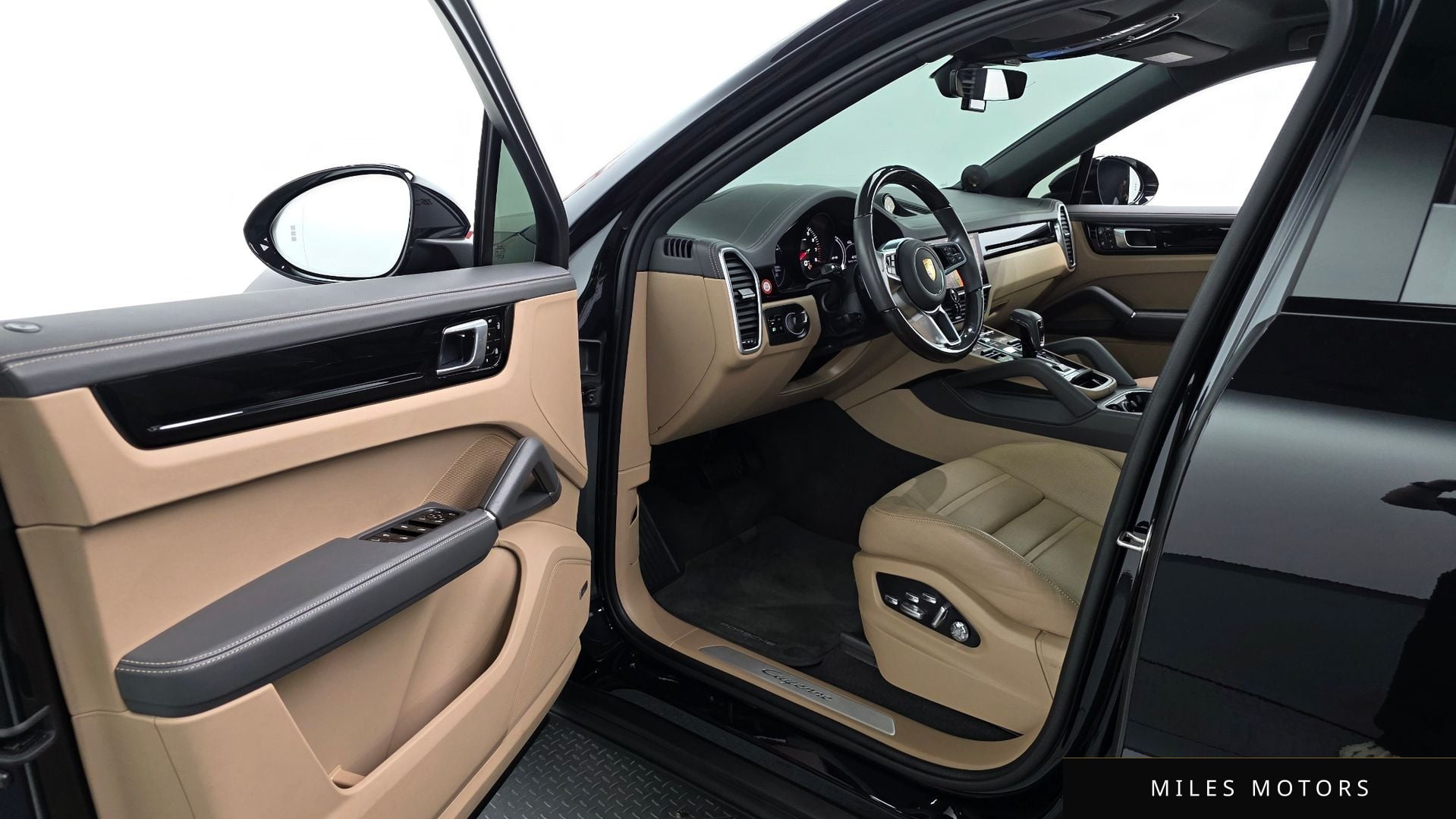 Porsche Cayenne 2021 — миниатюра 10