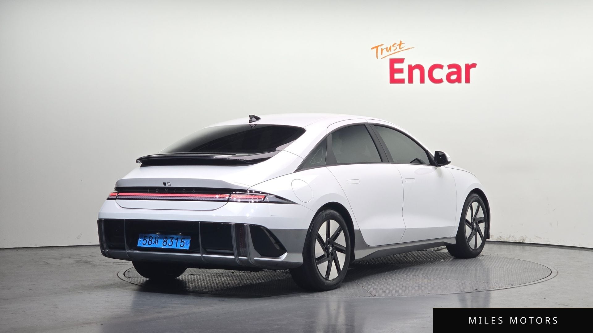 Hyundai Ioniq6 2023 — миниатюра 2