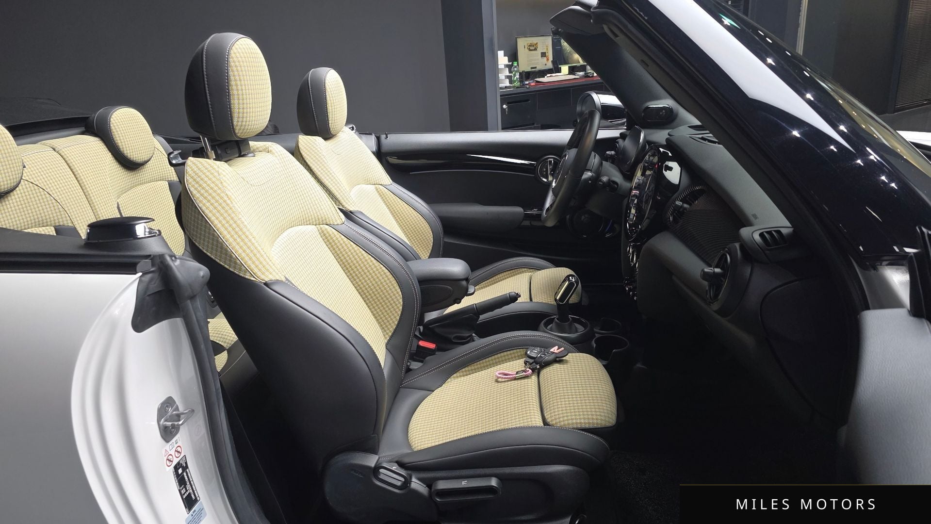 MINI 쿠퍼 S 컨버터블 2024 — миниатюра 17