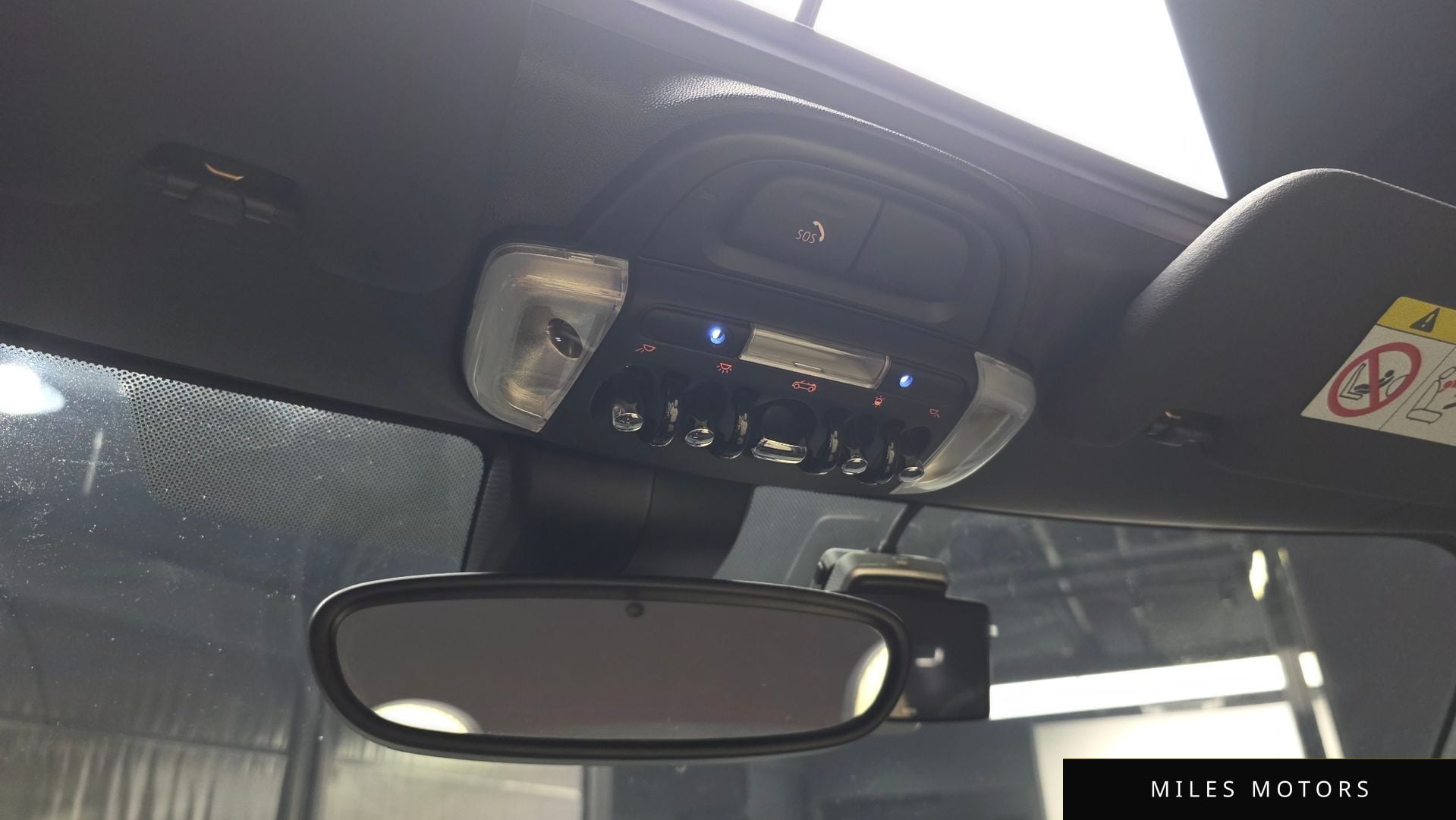 MINI 쿠퍼 S 컨버터블 2024 — миниатюра 30