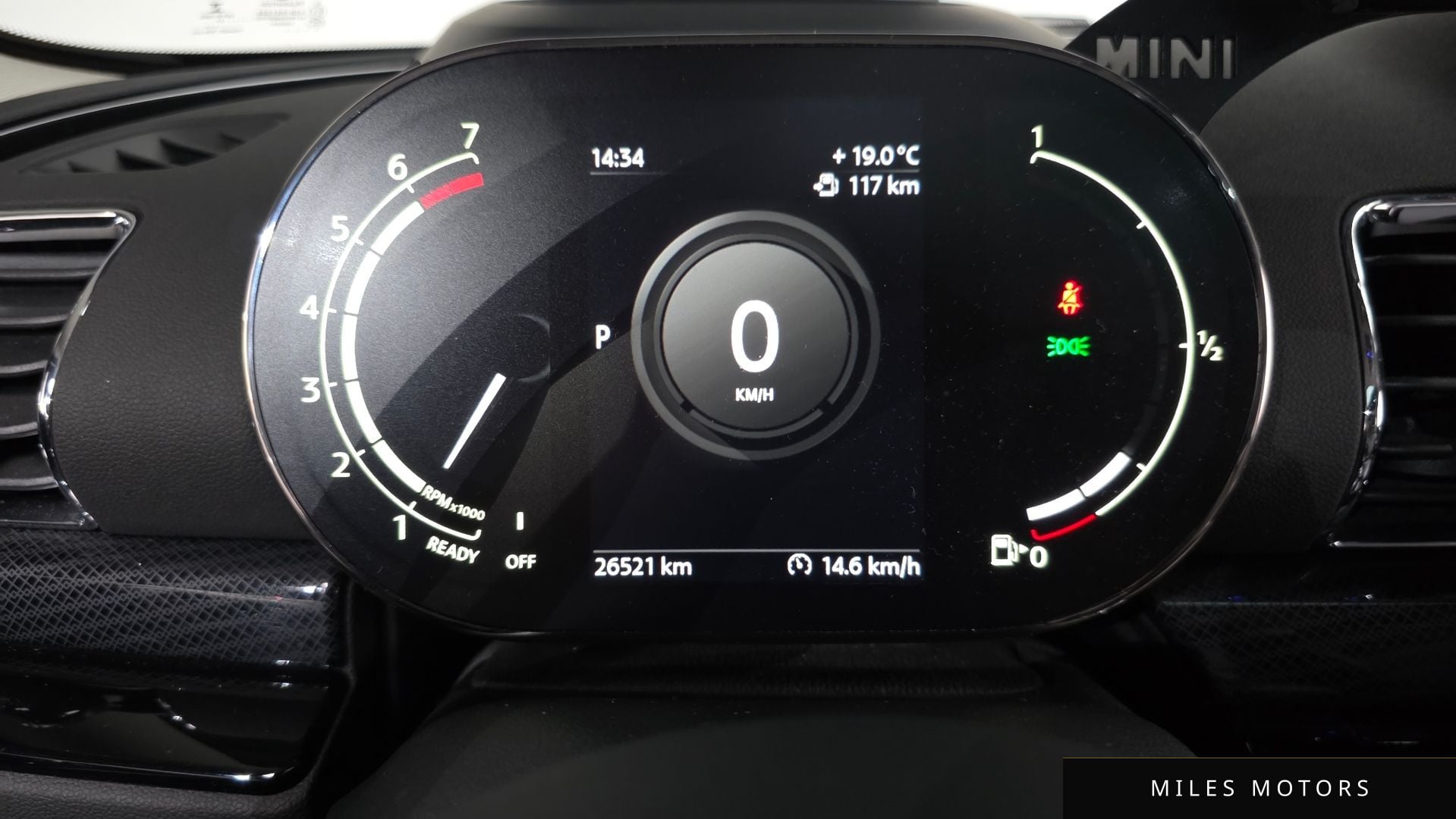 MINI 쿠퍼 클럽맨 2021 — миниатюра 11