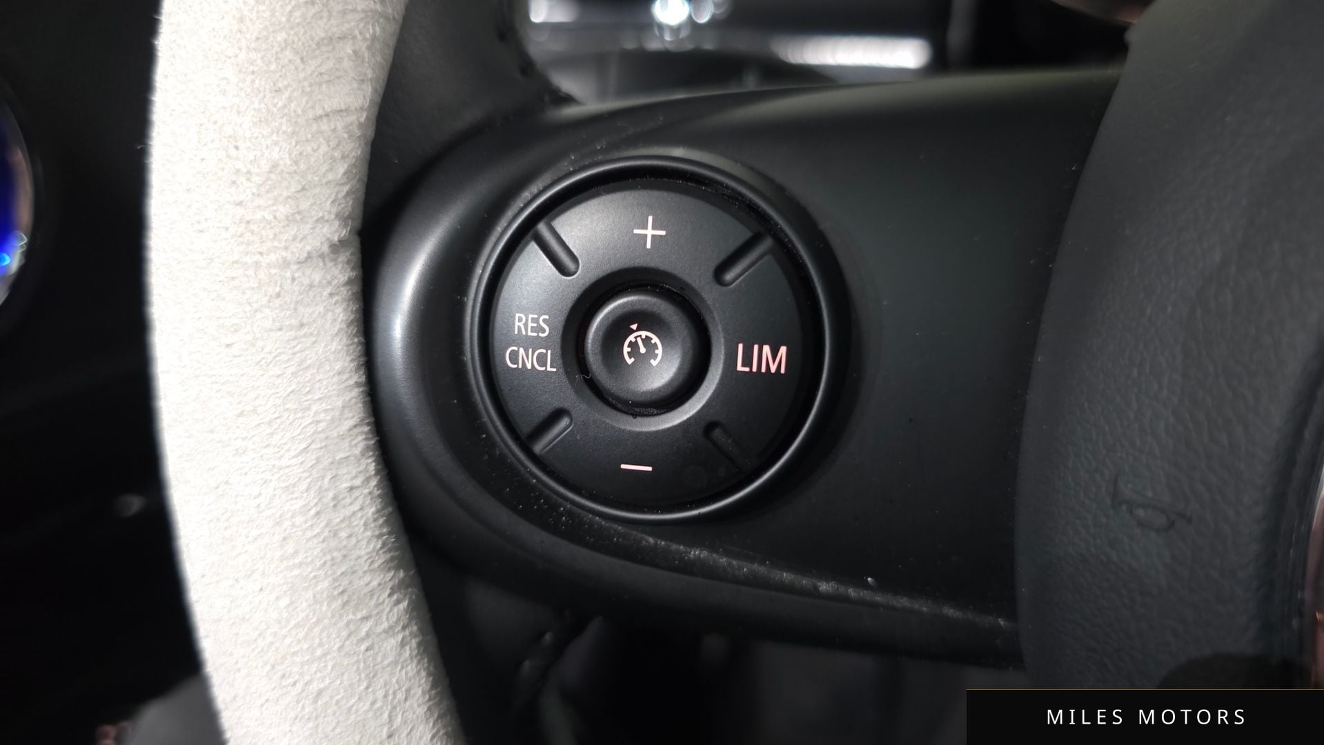MINI 쿠퍼 클럽맨 2021 — миниатюра 23