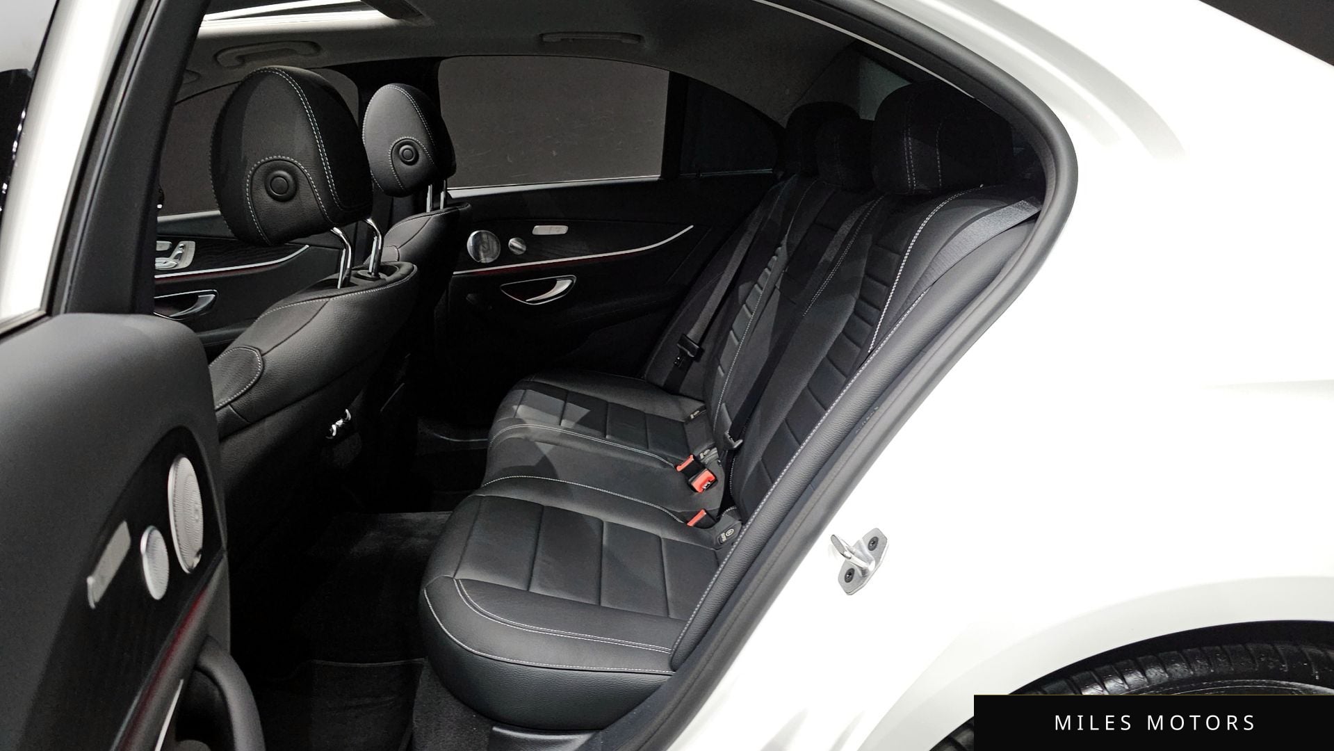 Mercedes-Benz E-Class W213 2020 — миниатюра 16