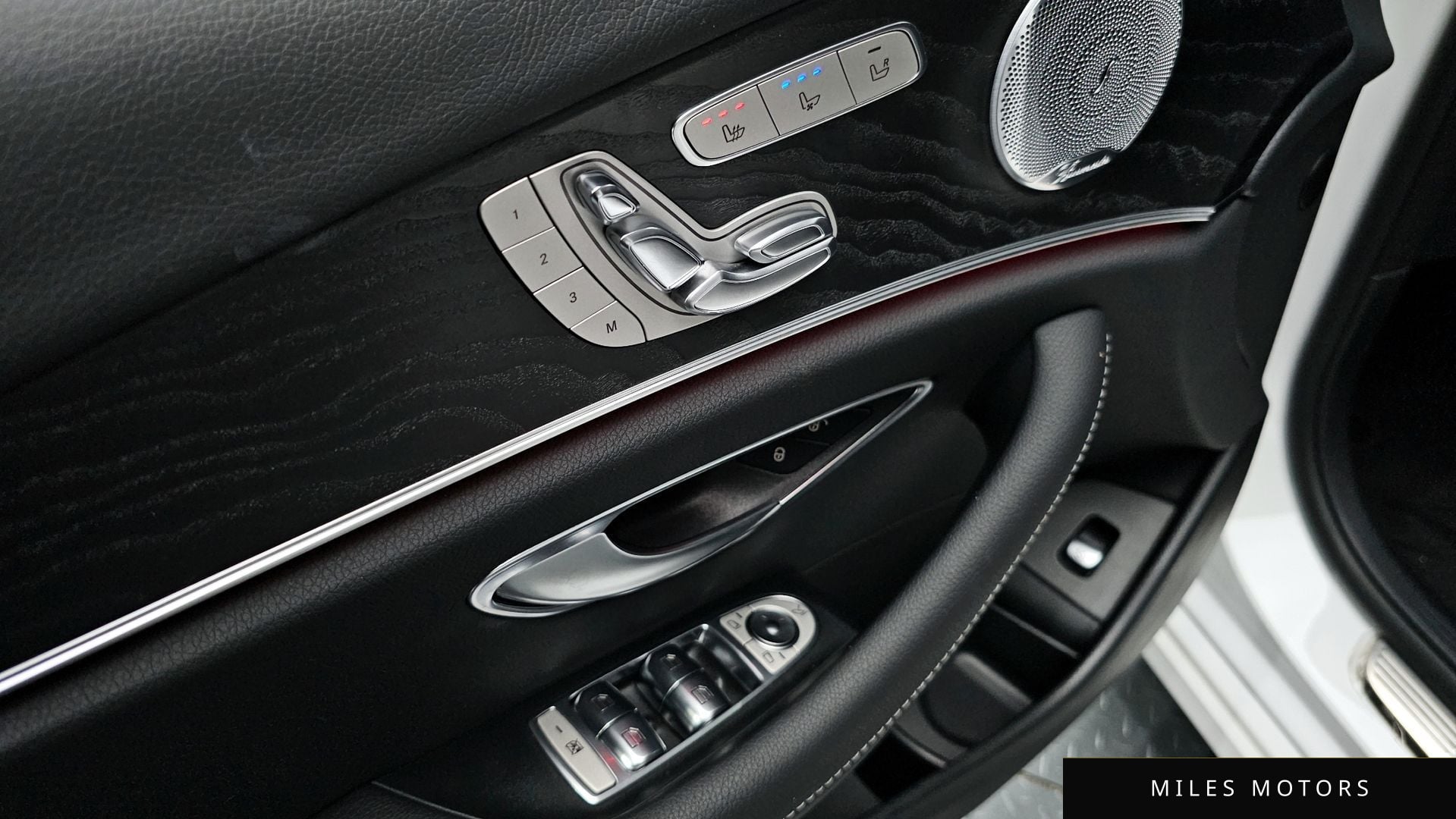 Mercedes-Benz E-Class W213 2020 — миниатюра 28