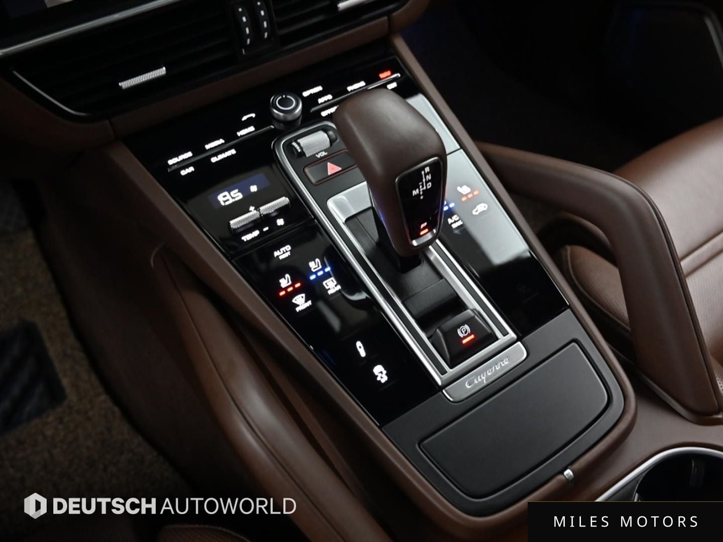 Porsche Cayenne 2022 — миниатюра 9