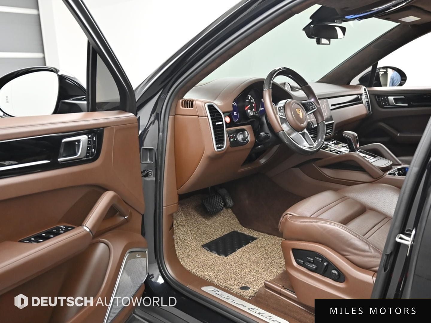 Porsche Cayenne 2022 — миниатюра 11