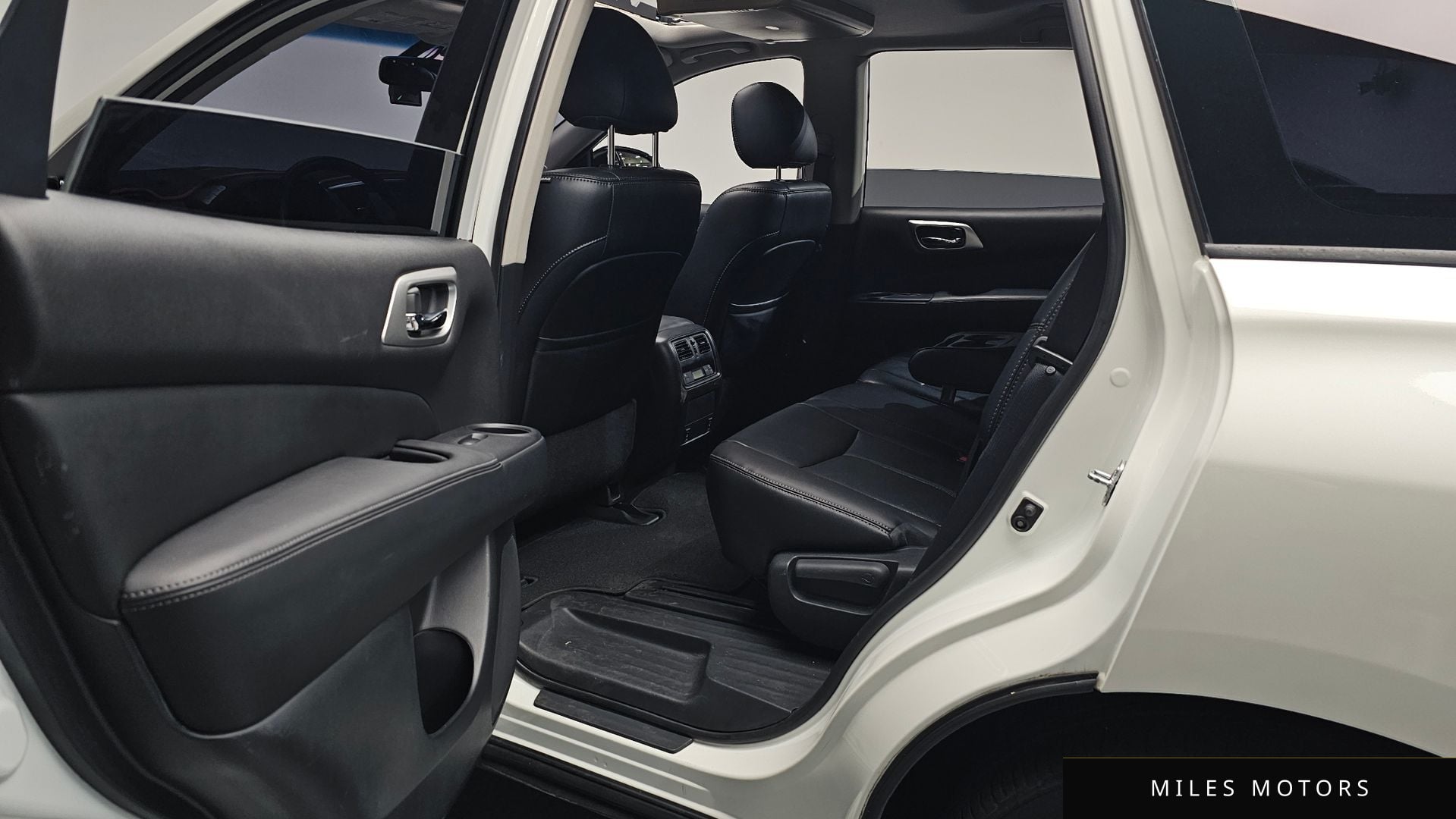 Nissan 패스파인더 2016 — миниатюра 17
