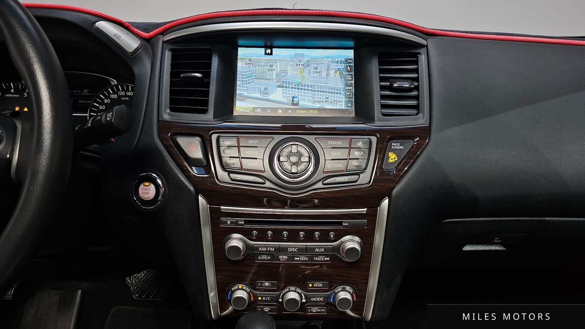 Nissan 패스파인더 2016 — миниатюра 19