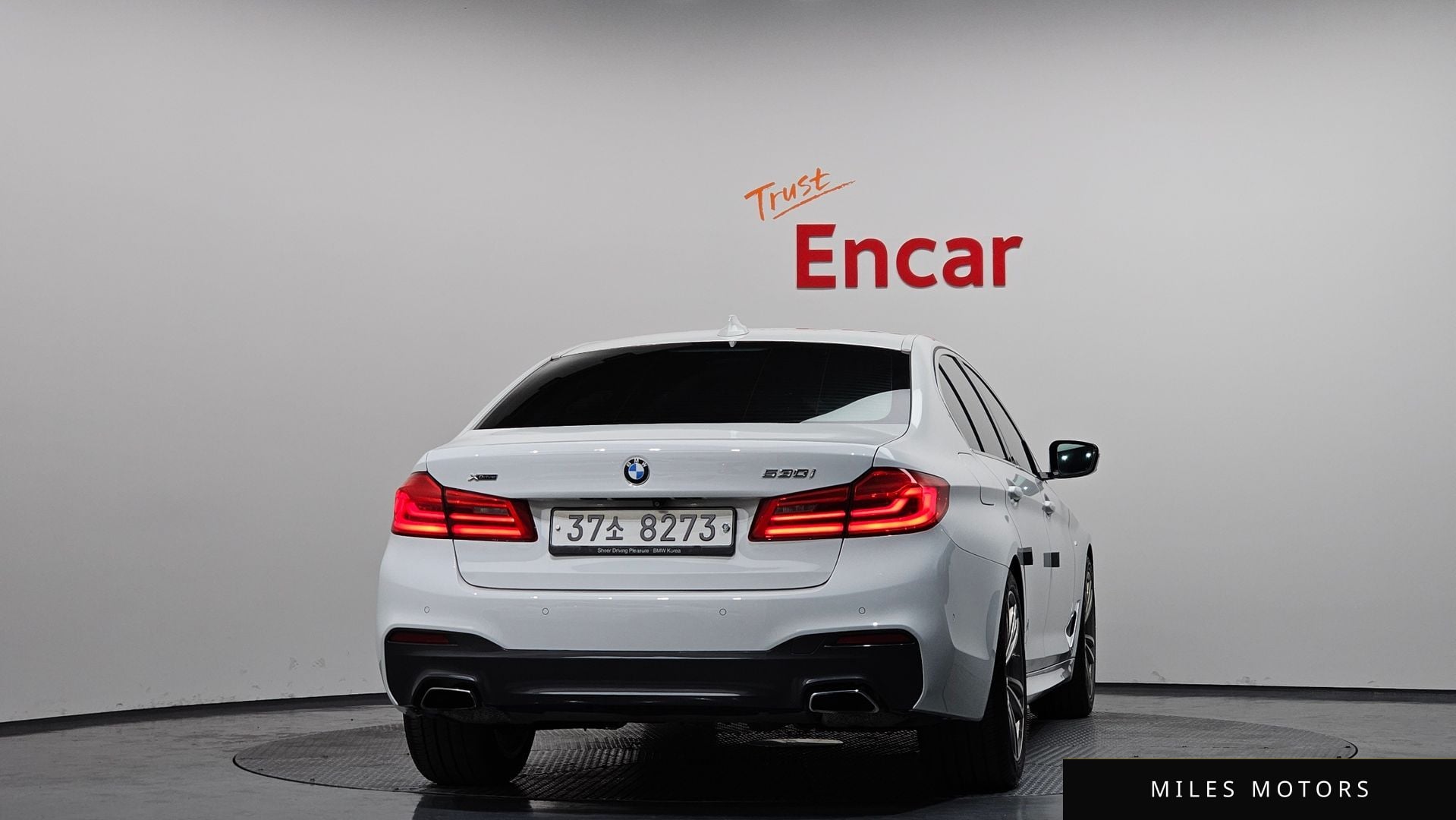 BMW 5 Series (G30) 2019 — миниатюра 4