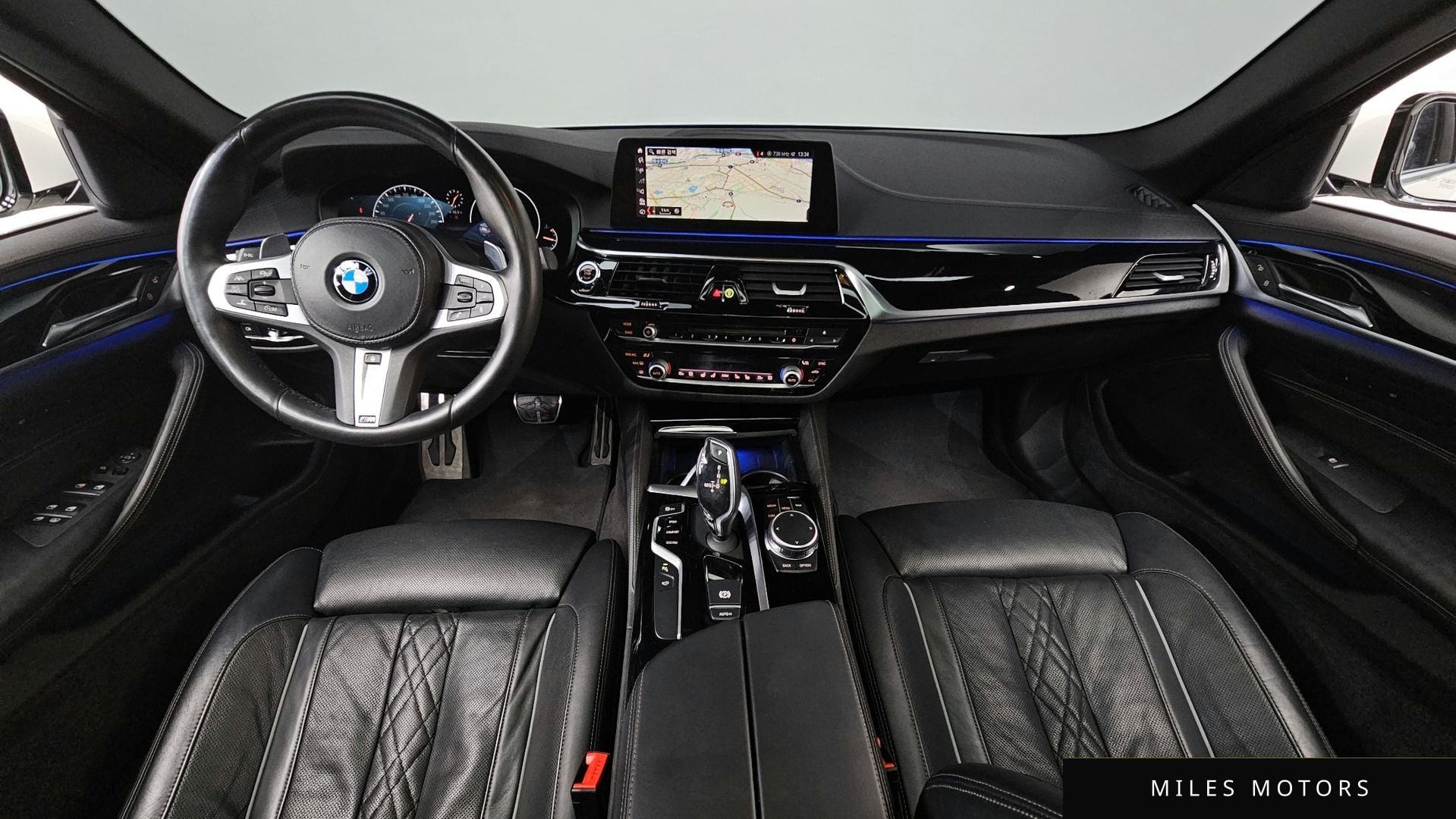 BMW 5 Series (G30) 2019 — миниатюра 10