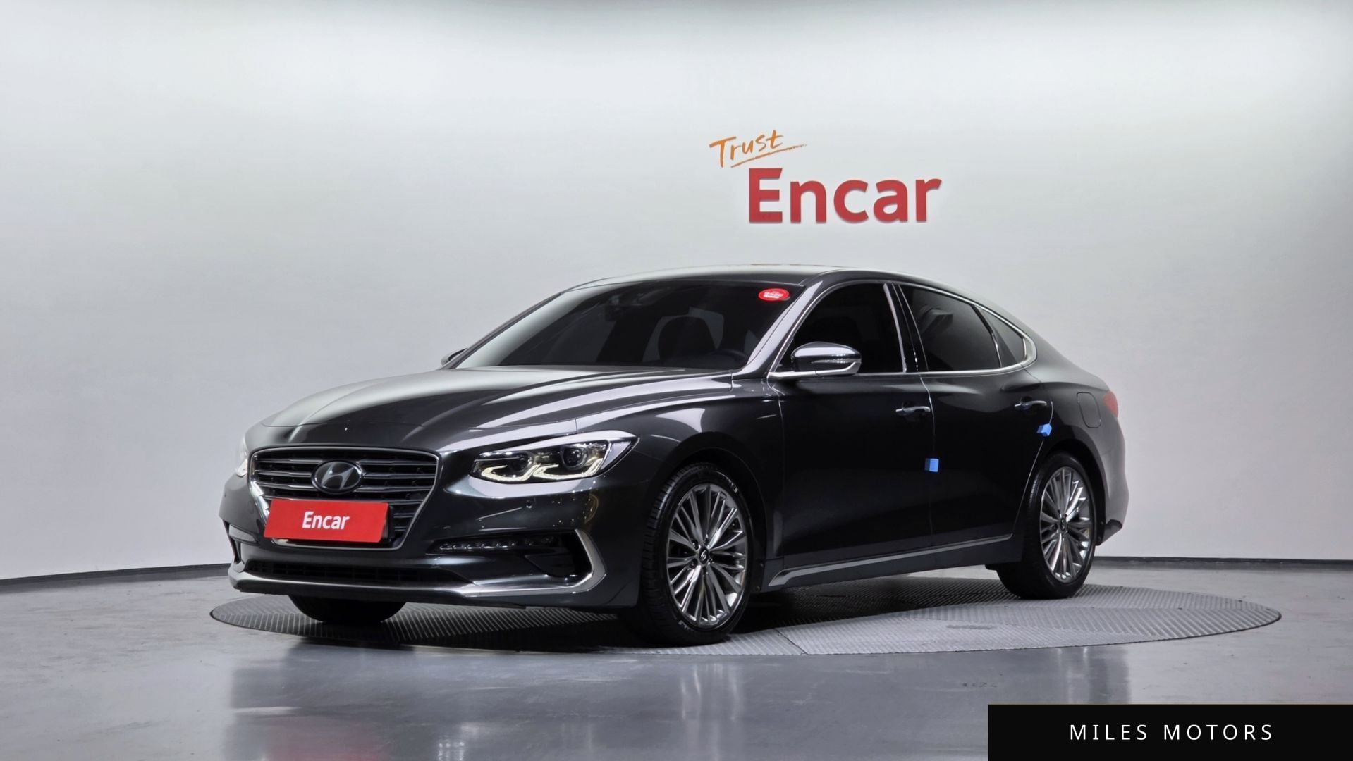 Hyundai Grandeur 2019 — фото 1 из 12