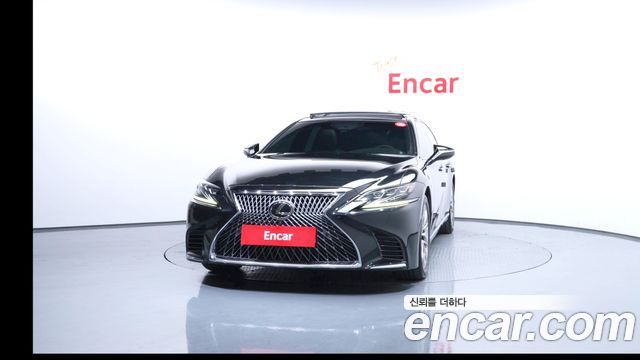 Лексус LS500 2018 — миниатюра 3