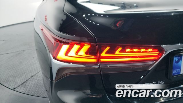 Лексус LS500 2018 — миниатюра 9