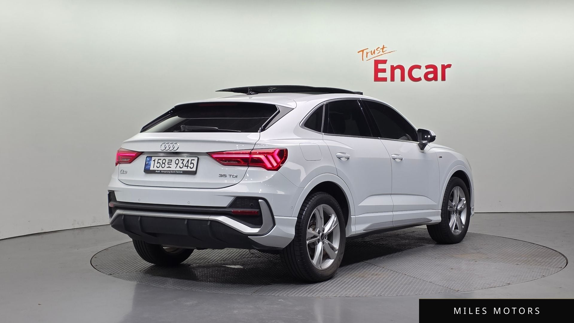 Audi Q3 (F3) 2022 — миниатюра 2