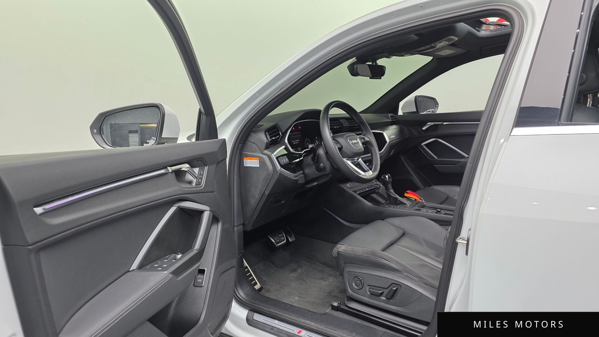 Audi Q3 (F3) 2022 — миниатюра 18