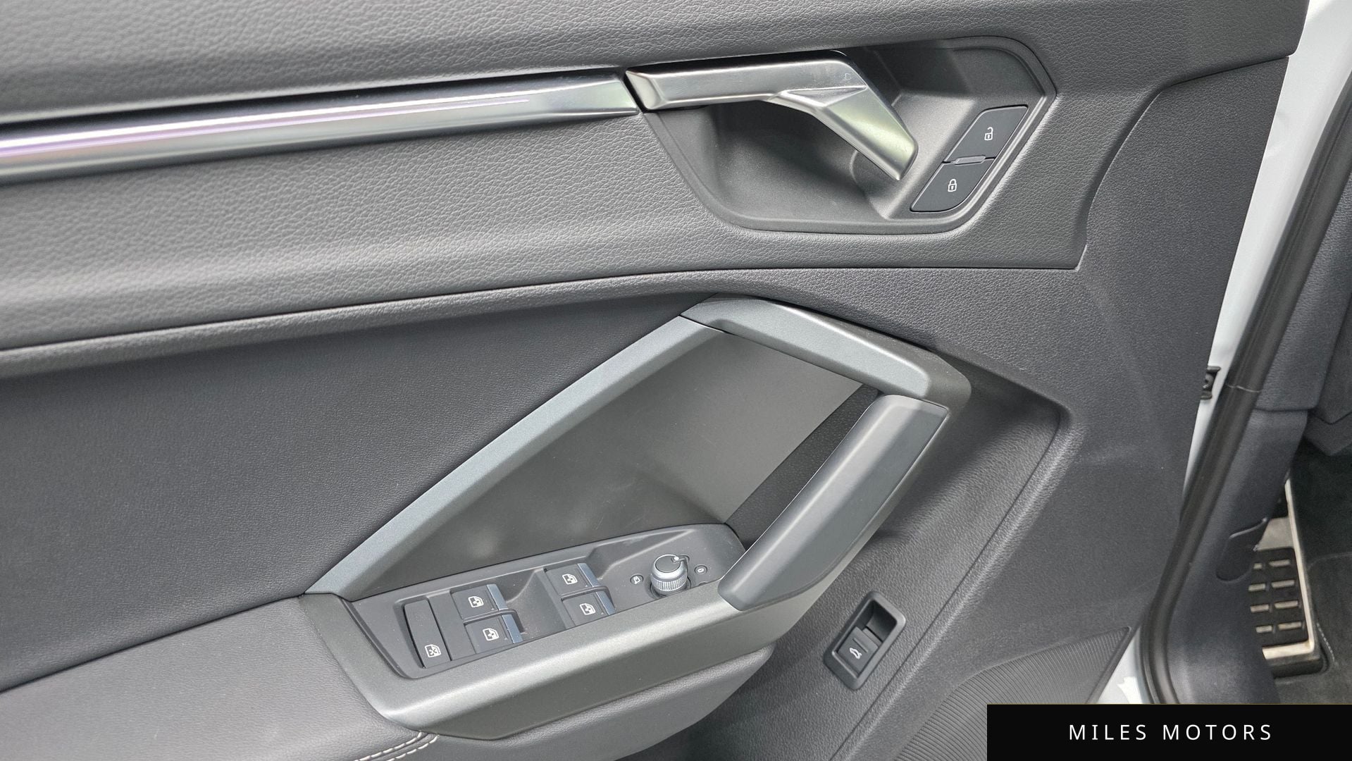 Audi Q3 (F3) 2022 — миниатюра 19