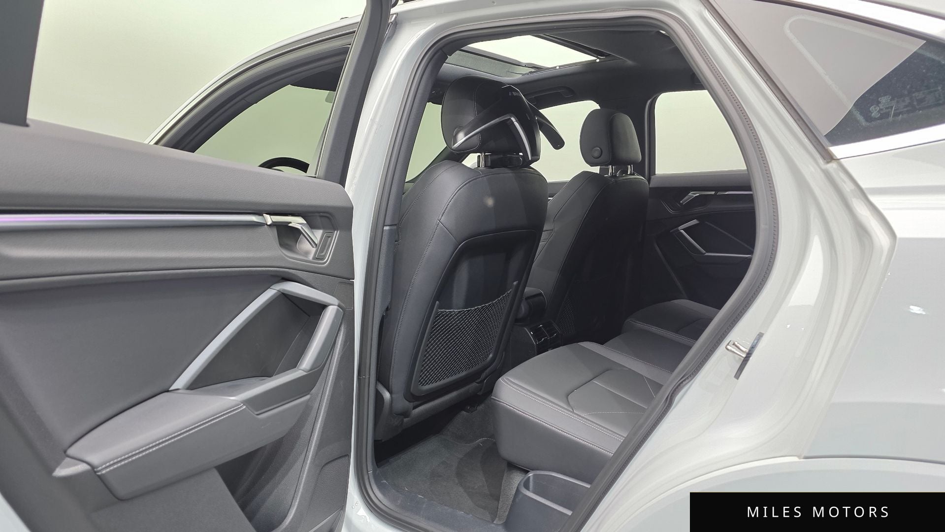 Audi Q3 (F3) 2022 — миниатюра 24