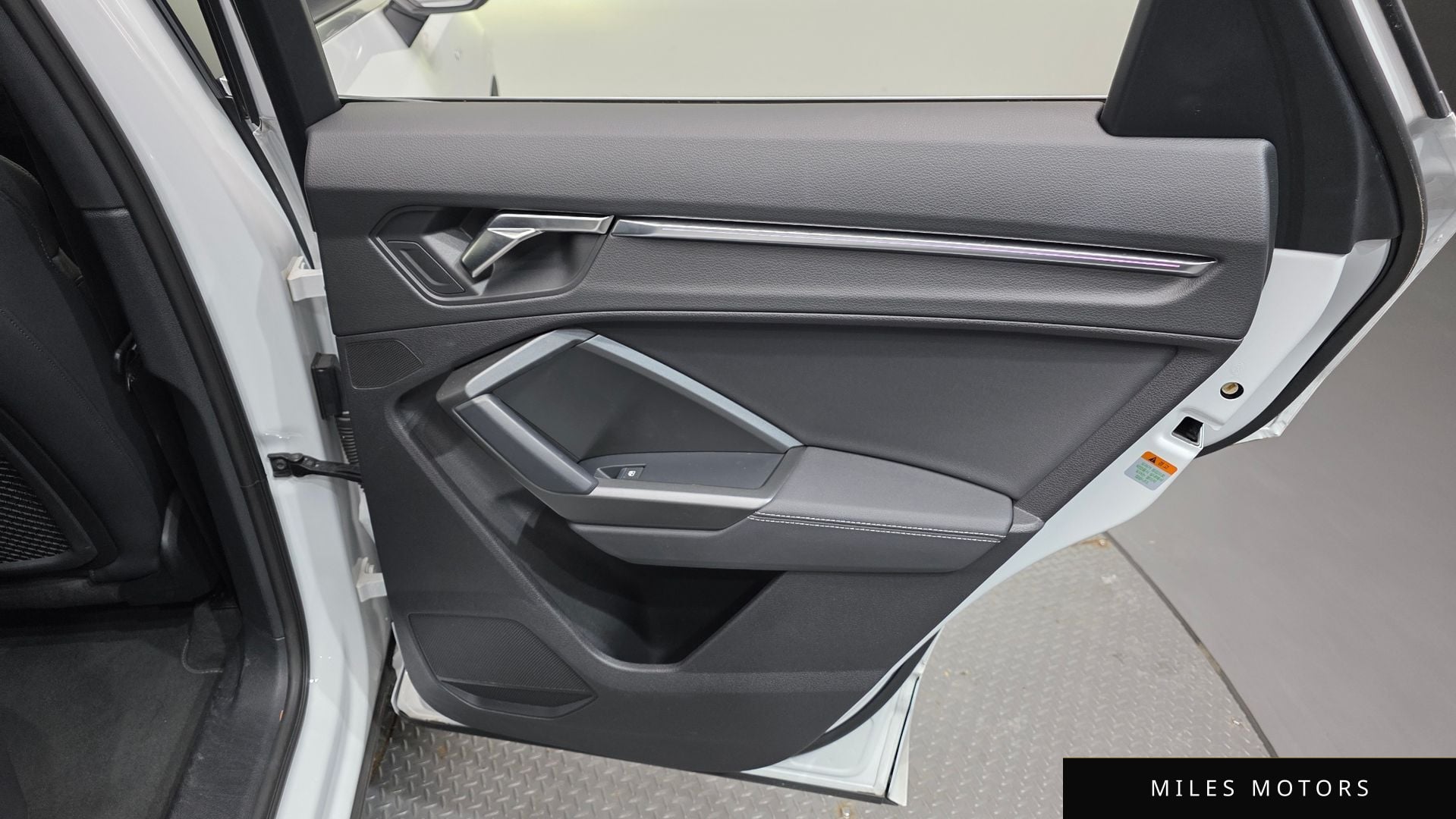 Audi Q3 (F3) 2022 — миниатюра 15