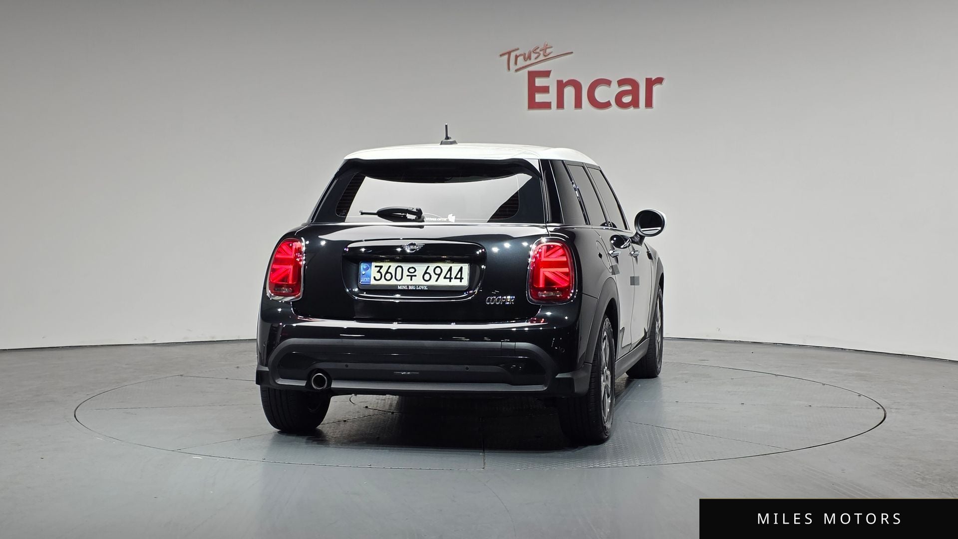 MINI Cooper 2023 — миниатюра 3