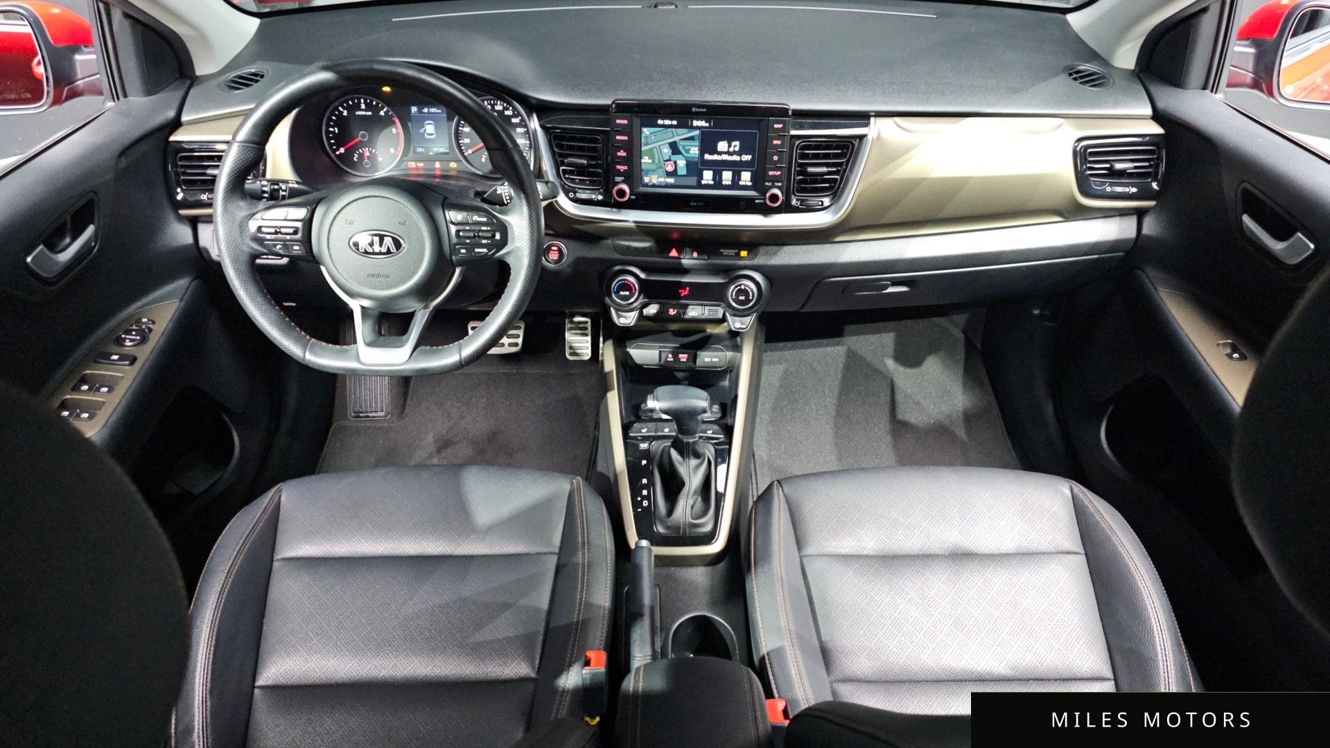 Kia Stonic 2018 — миниатюра 10