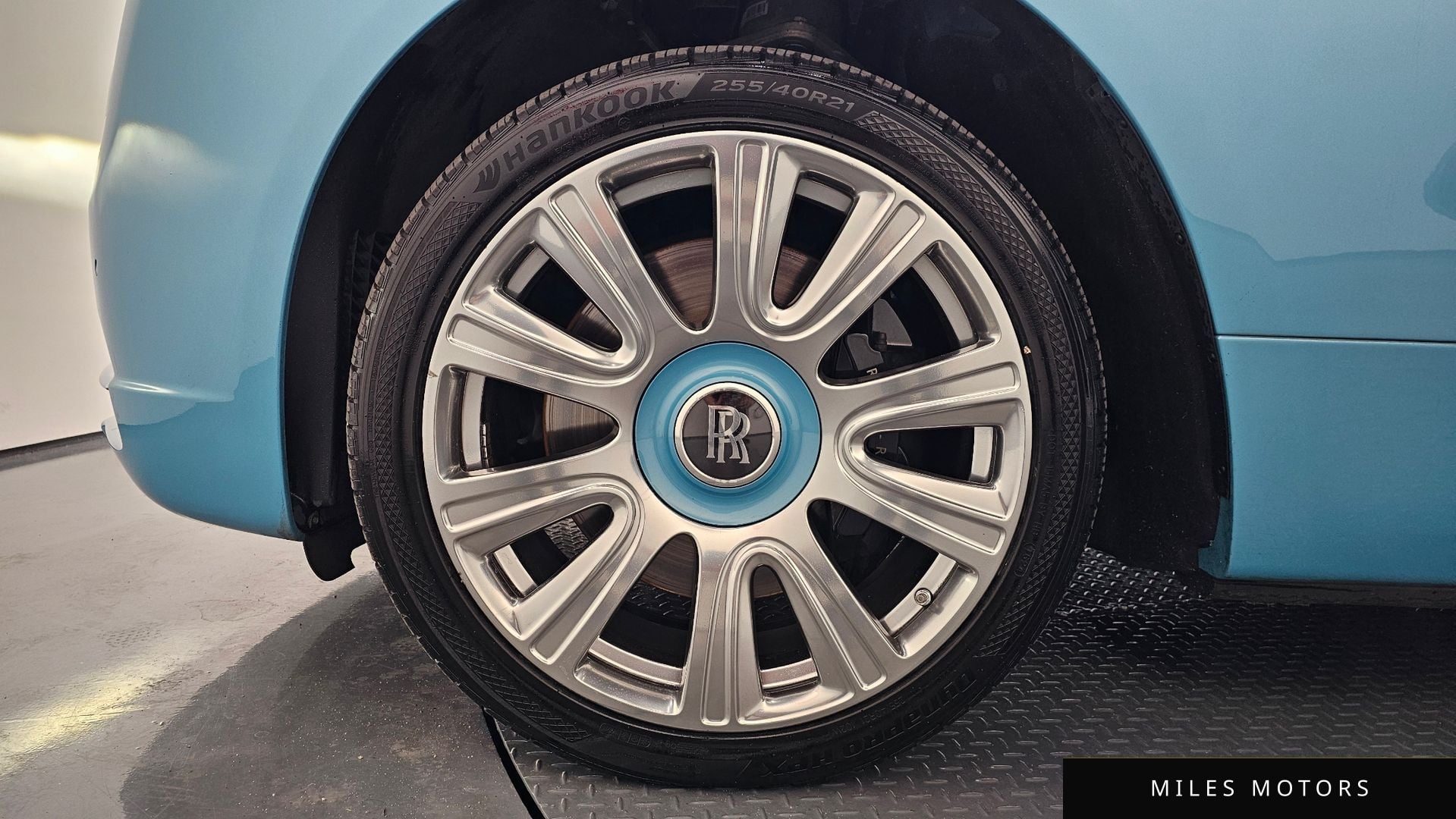 Rolls-Royce 던 2018 — миниатюра 5