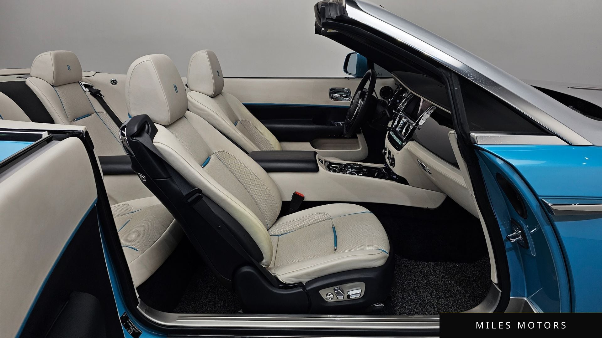 Rolls-Royce 던 2018 — миниатюра 11