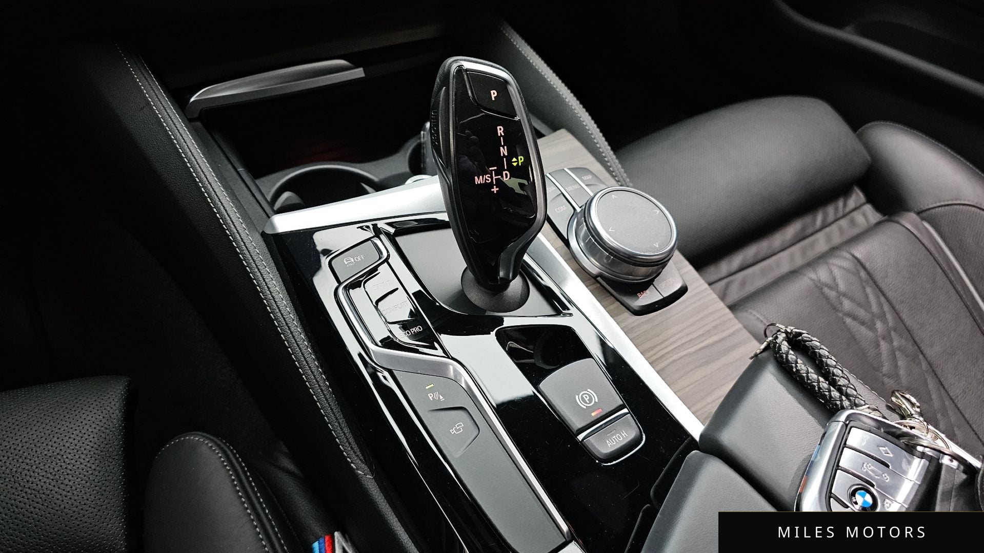 BMW 5 Series (G30) 2017 — миниатюра 9